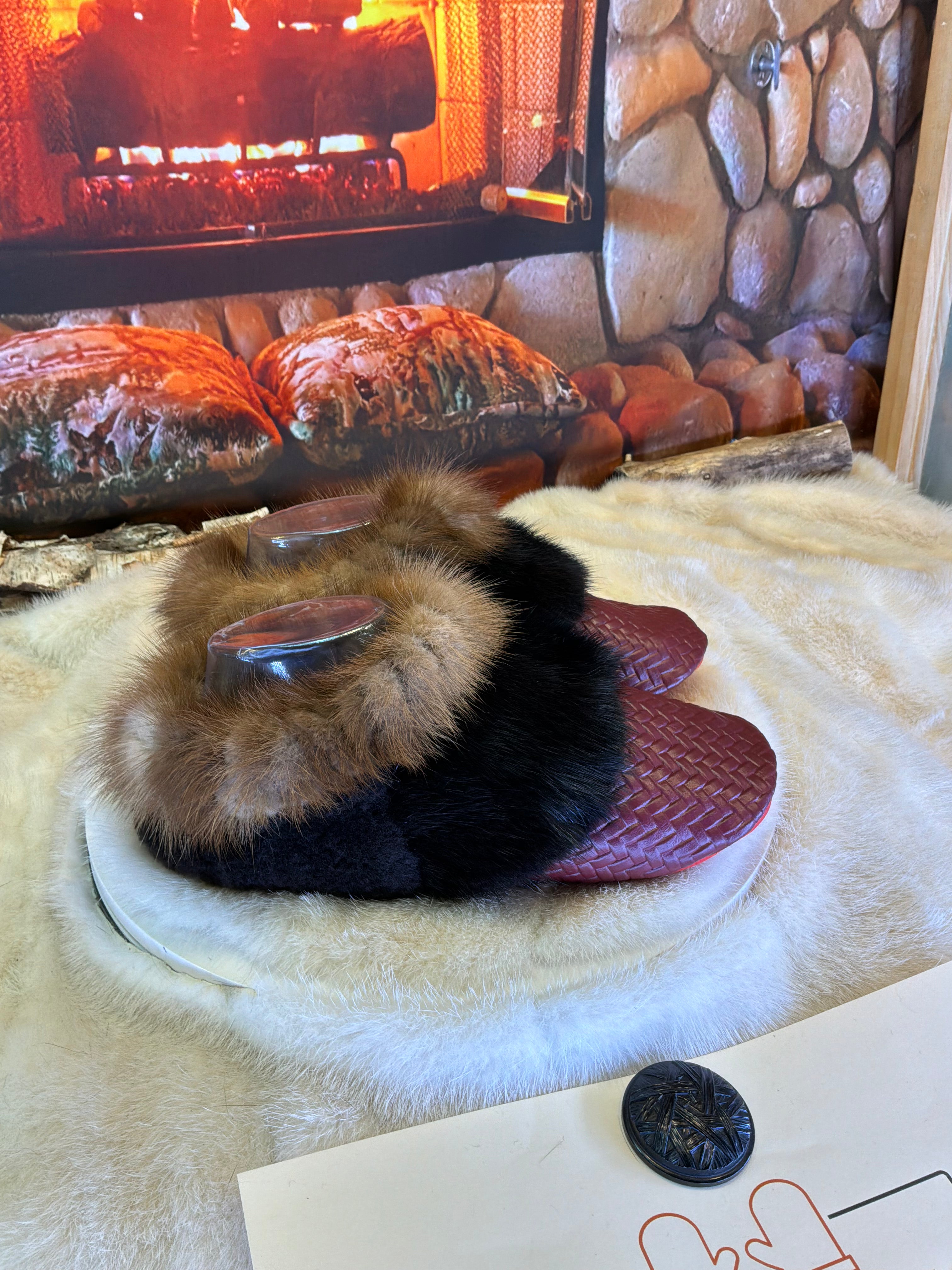 Slipper Diane pointure 7 femme – Sherling italien & cuir recyclé, pièce unique faite à la main au Québec