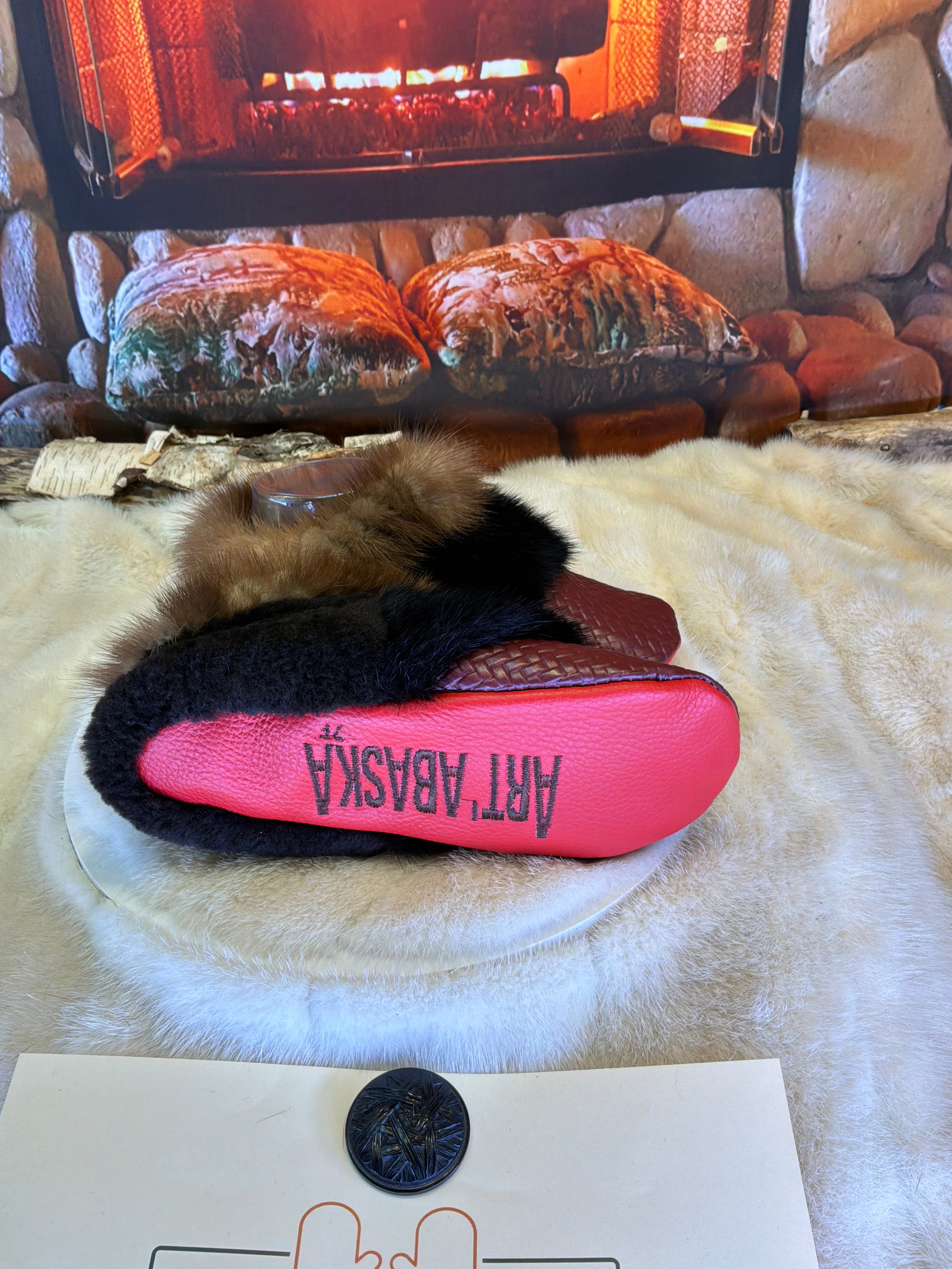 Slipper Diane pointure 7 femme – Sherling italien & cuir recyclé, pièce unique faite à la main au Québec