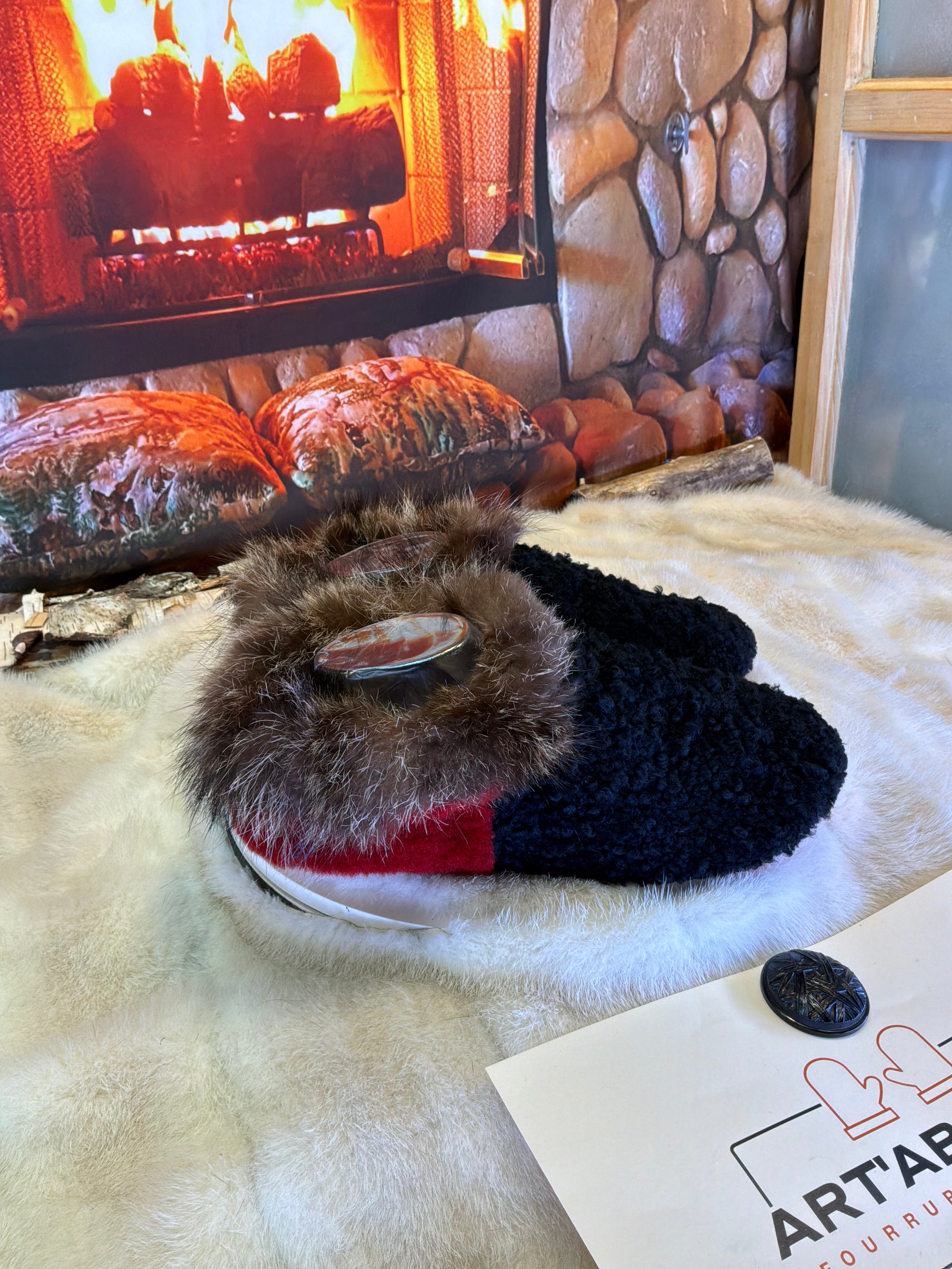 Slipper Simone pointure 9 femme – Sherling italien & cuir recyclé, pièce unique faite à la main au Québec