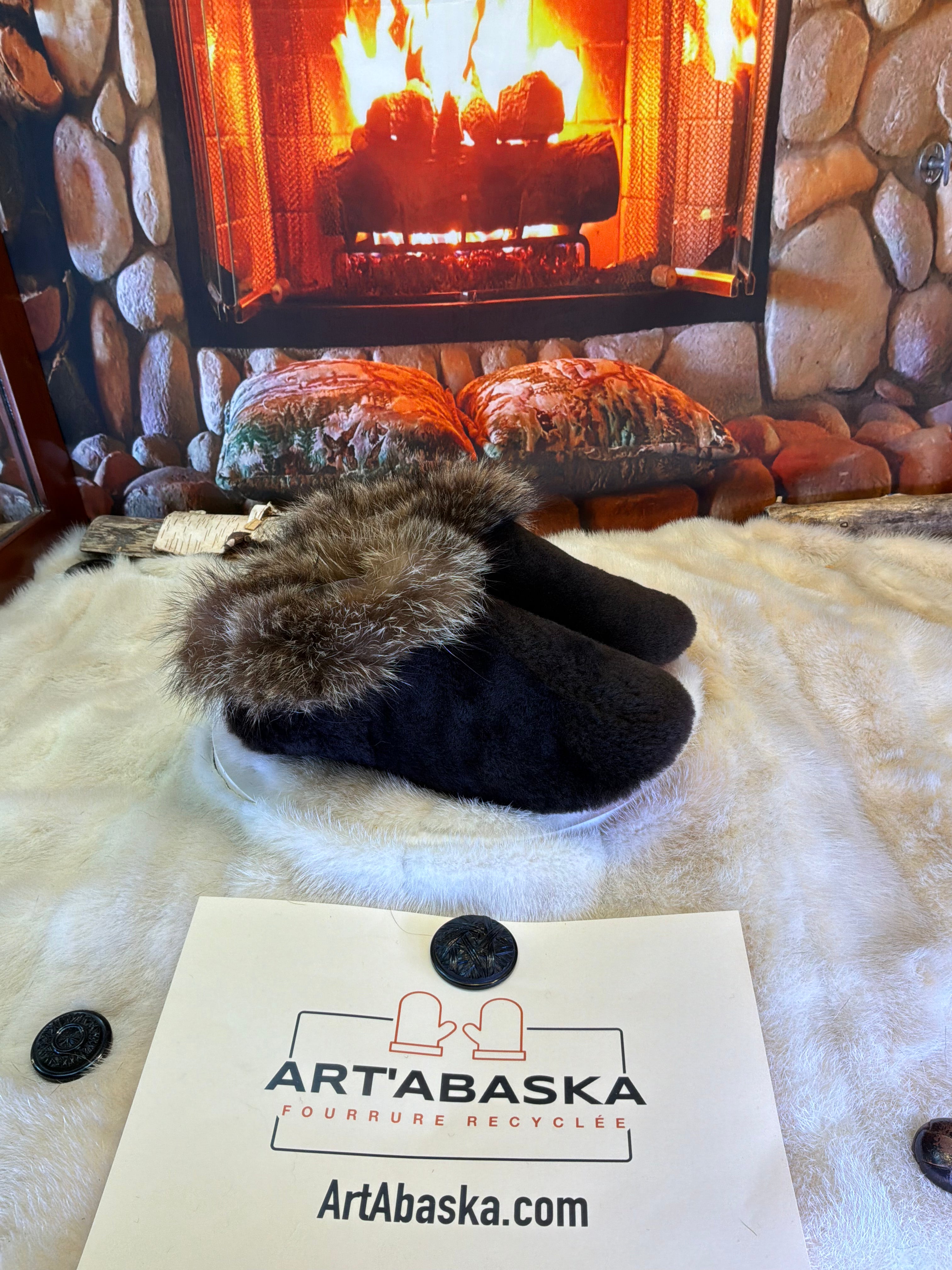 Slipper Sylvestre pointure 9 femme – Sherling italien & cuir recyclé, pièce unique faite à la main au Québec