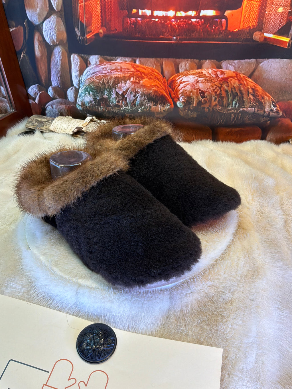Slipper Germaine pointure 9 femme – Sherling italien & cuir recyclé, pièce unique faite à la main au Québec