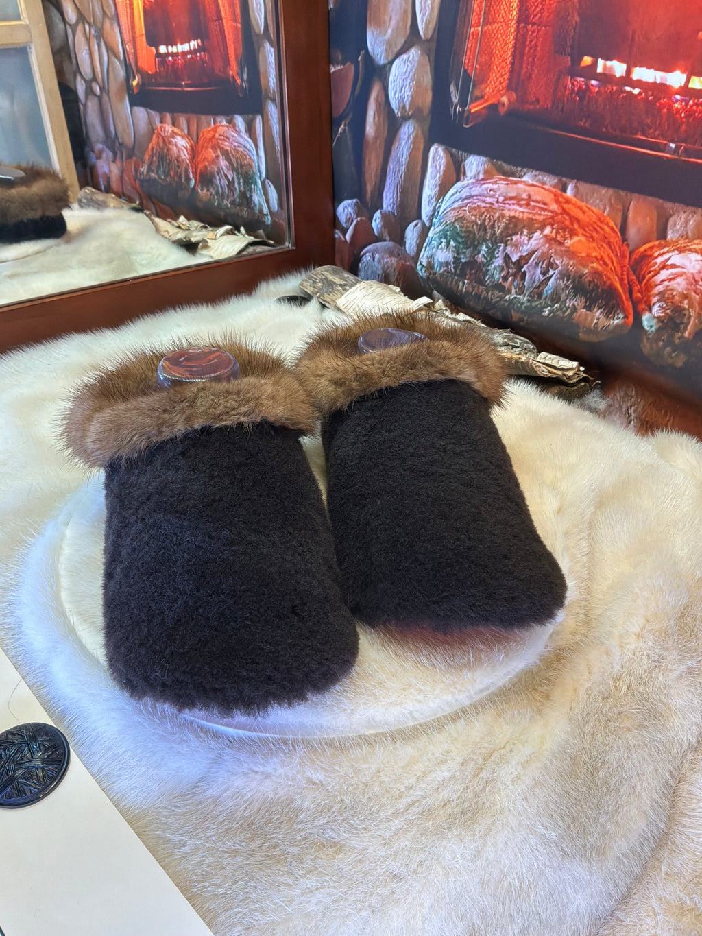 Slipper Germaine pointure 9 femme – Sherling italien & cuir recyclé, pièce unique faite à la main au Québec