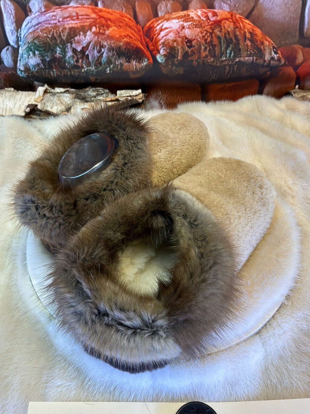 Slipper Suzette pointure 9 femme – Sherling italien & cuir recyclé, pièce unique faite à la main au Québec