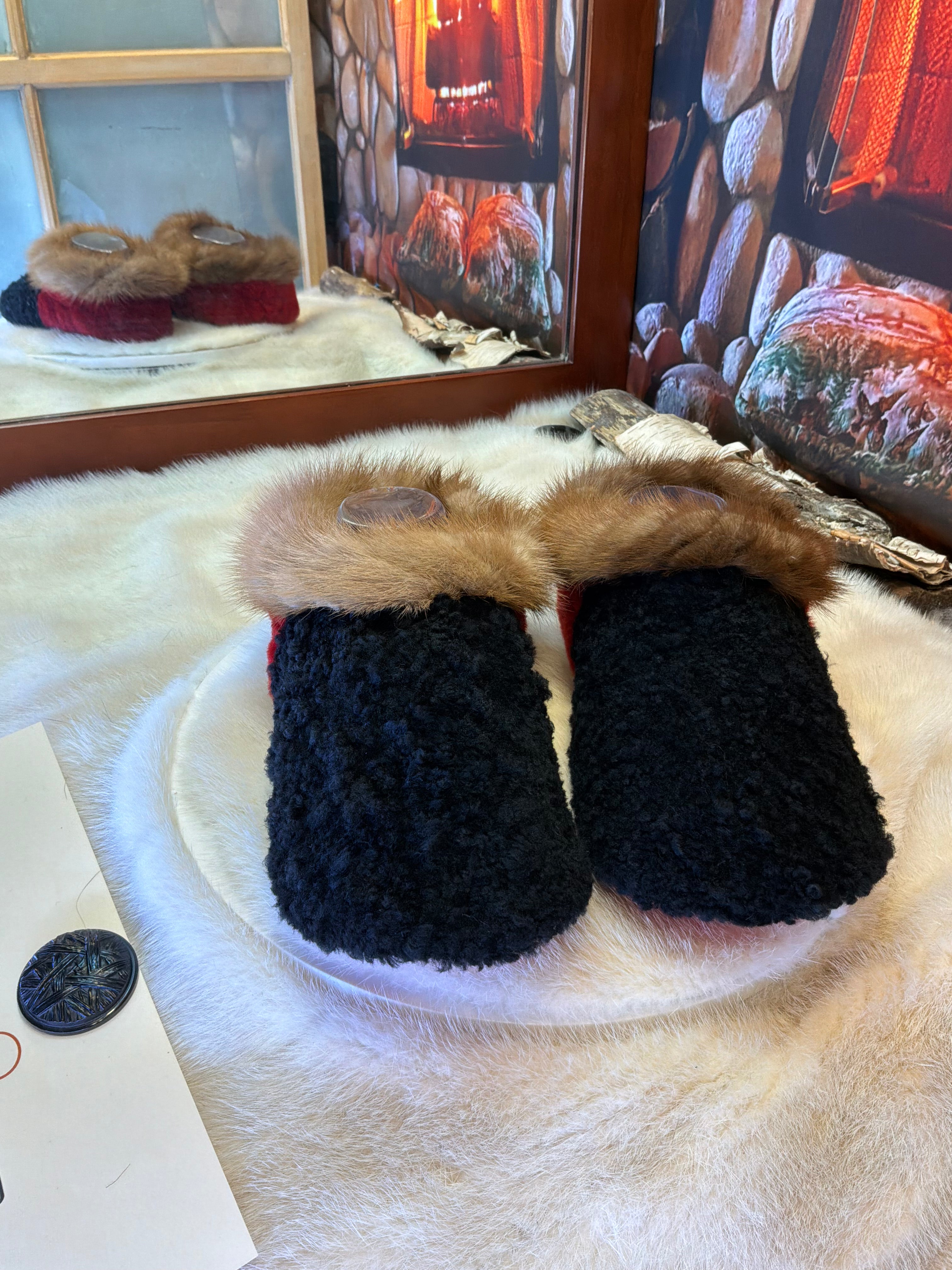 Slipper Lina pointure 9 femme – Sherling italien & cuir recyclé, pièce unique faite à la main au Québec