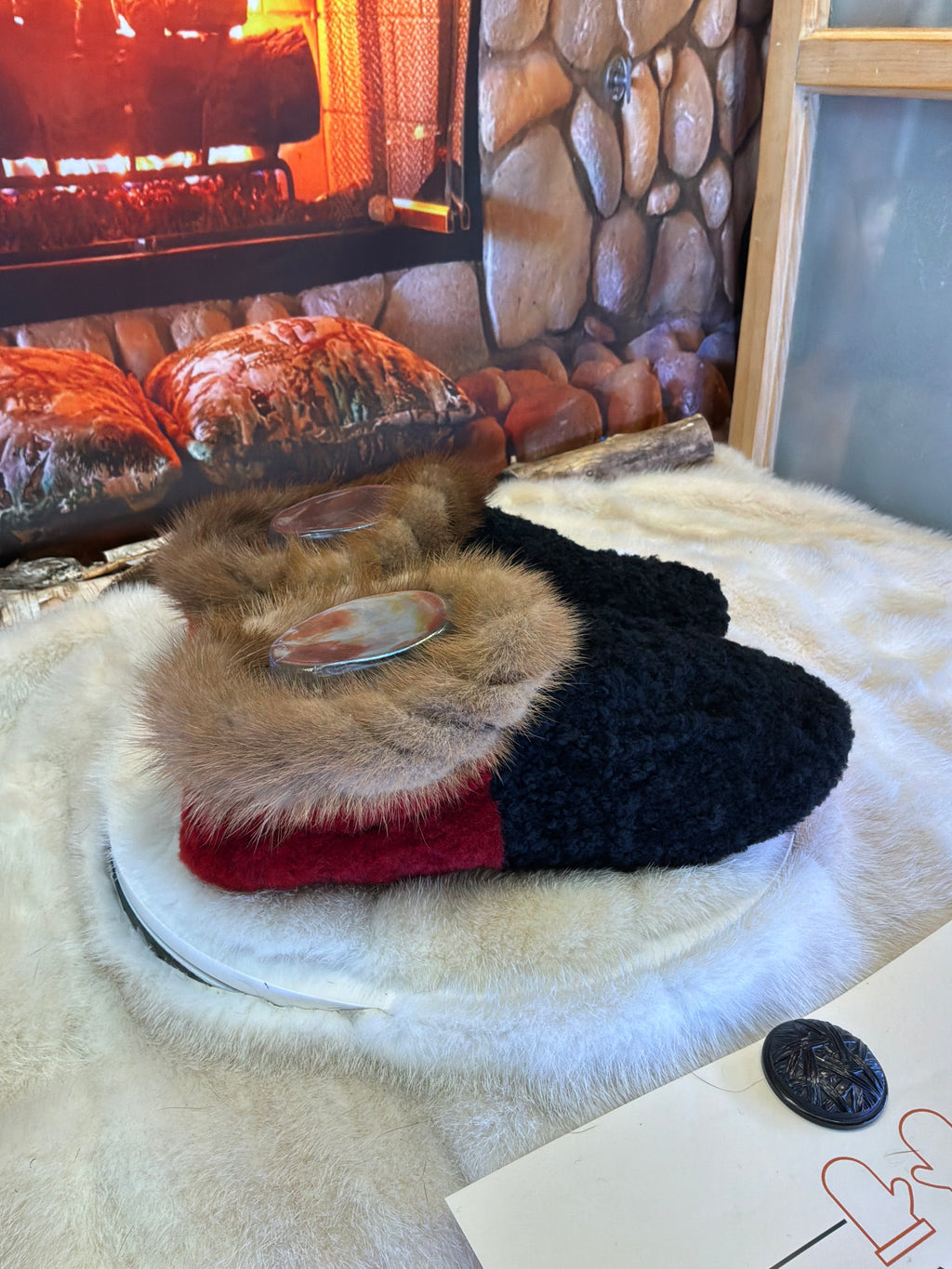 Slipper Lina pointure 9 femme – Sherling italien & cuir recyclé, pièce unique faite à la main au Québec