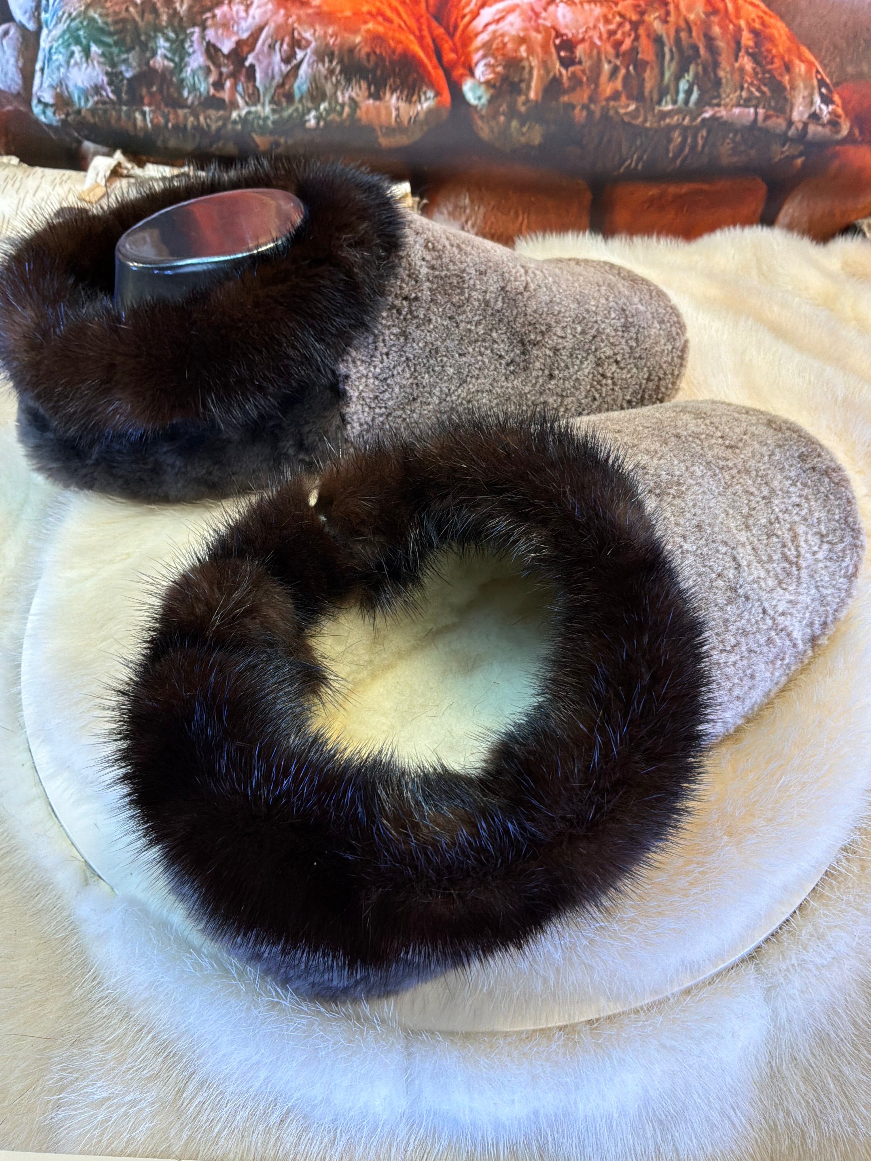 Slipper Denise pointure 9 femme – Sherling italien & cuir recyclé, pièce unique faite à la main au Québec
