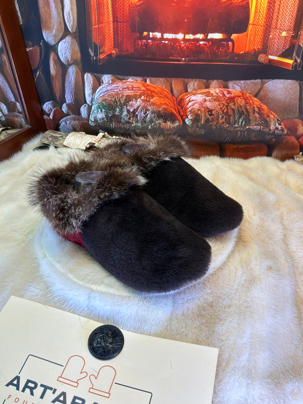 Slipper Réjeanne pointure 9 femme – Sherling italien & cuir recyclé, pièce unique faite à la main au Québec