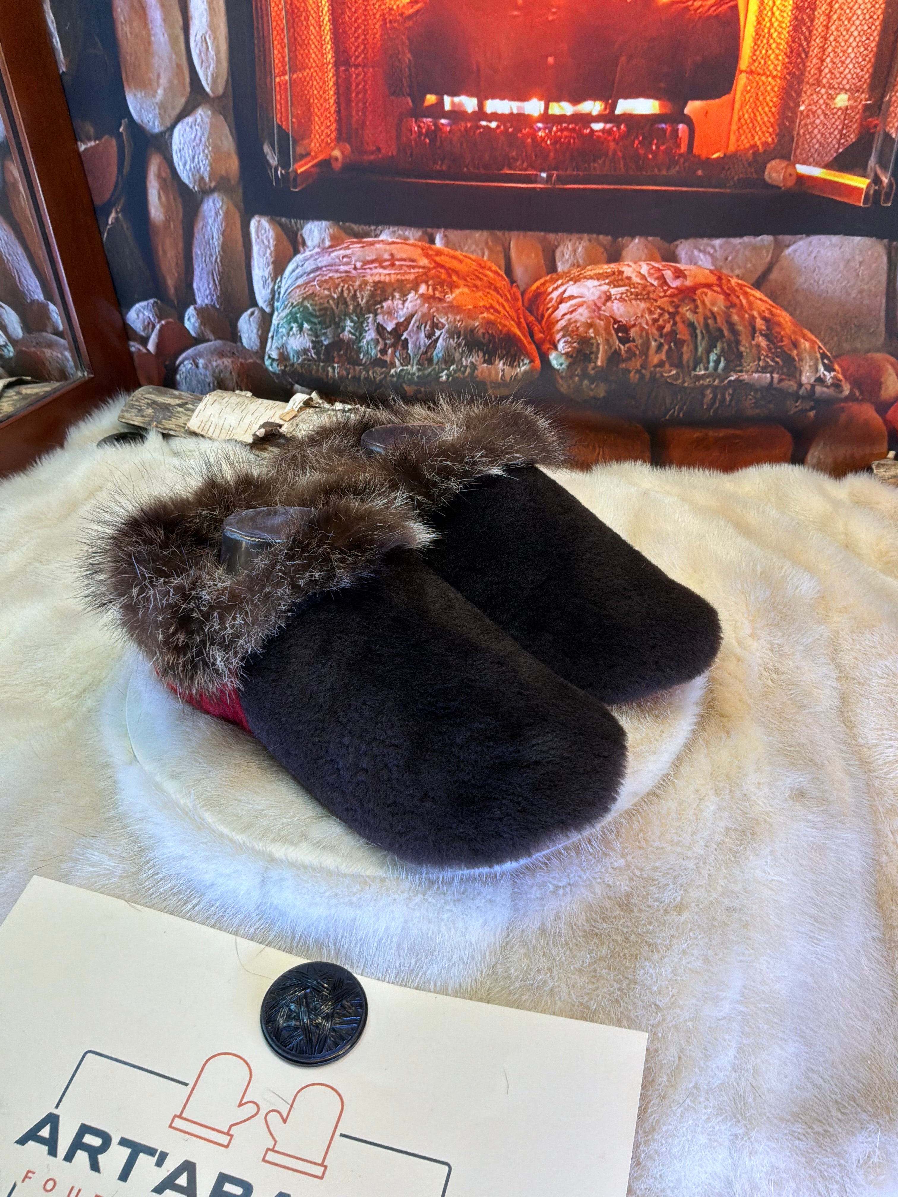 Slipper Réjeanne pointure 9 femme – Sherling italien & cuir recyclé, pièce unique faite à la main au Québec