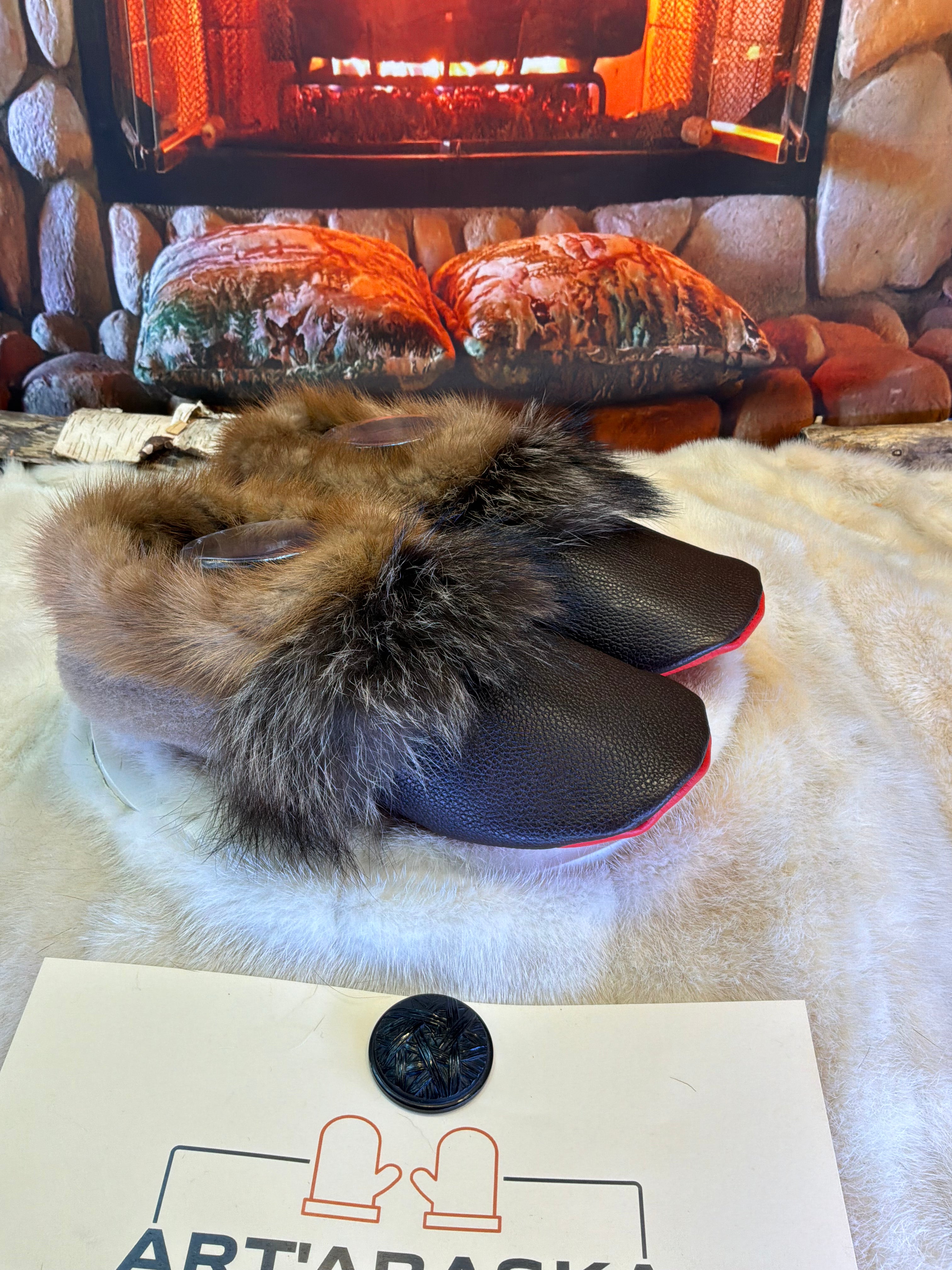 Slipper Fernande pointure 9 Homme / 11 femme  – Sherling italien & cuir recyclé, pièce unique faite à la main au Québec