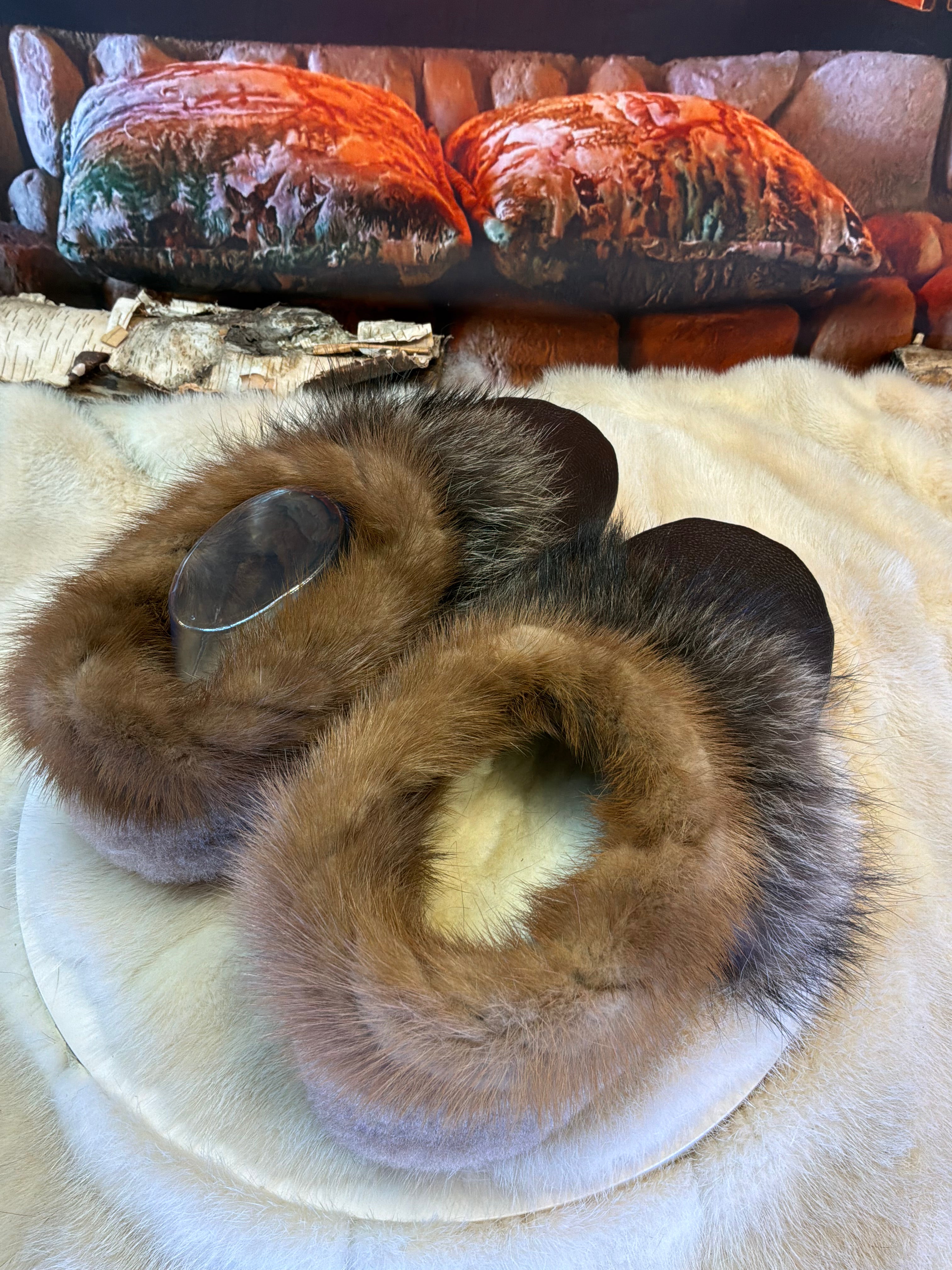 Slipper Fernande pointure 9 Homme / 11 femme  – Sherling italien & cuir recyclé, pièce unique faite à la main au Québec