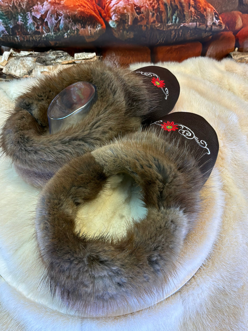 Slipper Pauline pointure 9 Homme / 11 femme  – Sherling italien & cuir recyclé, pièce unique faite à la main au Québec