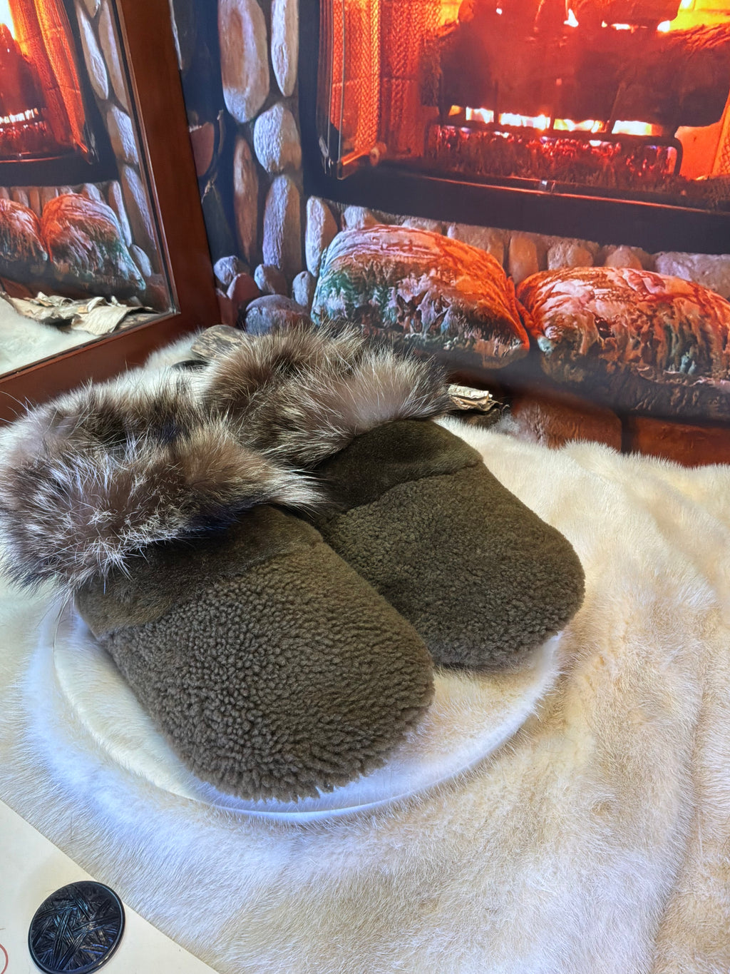 Slipper Germaine pointure 11 Homme – Sherling italien & cuir recyclé, pièce unique faite à la main au Québec