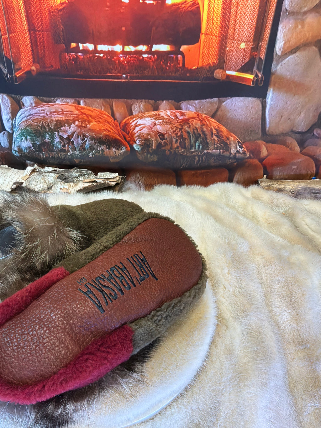 Slipper Germaine pointure 11 Homme – Sherling italien & cuir recyclé, pièce unique faite à la main au Québec