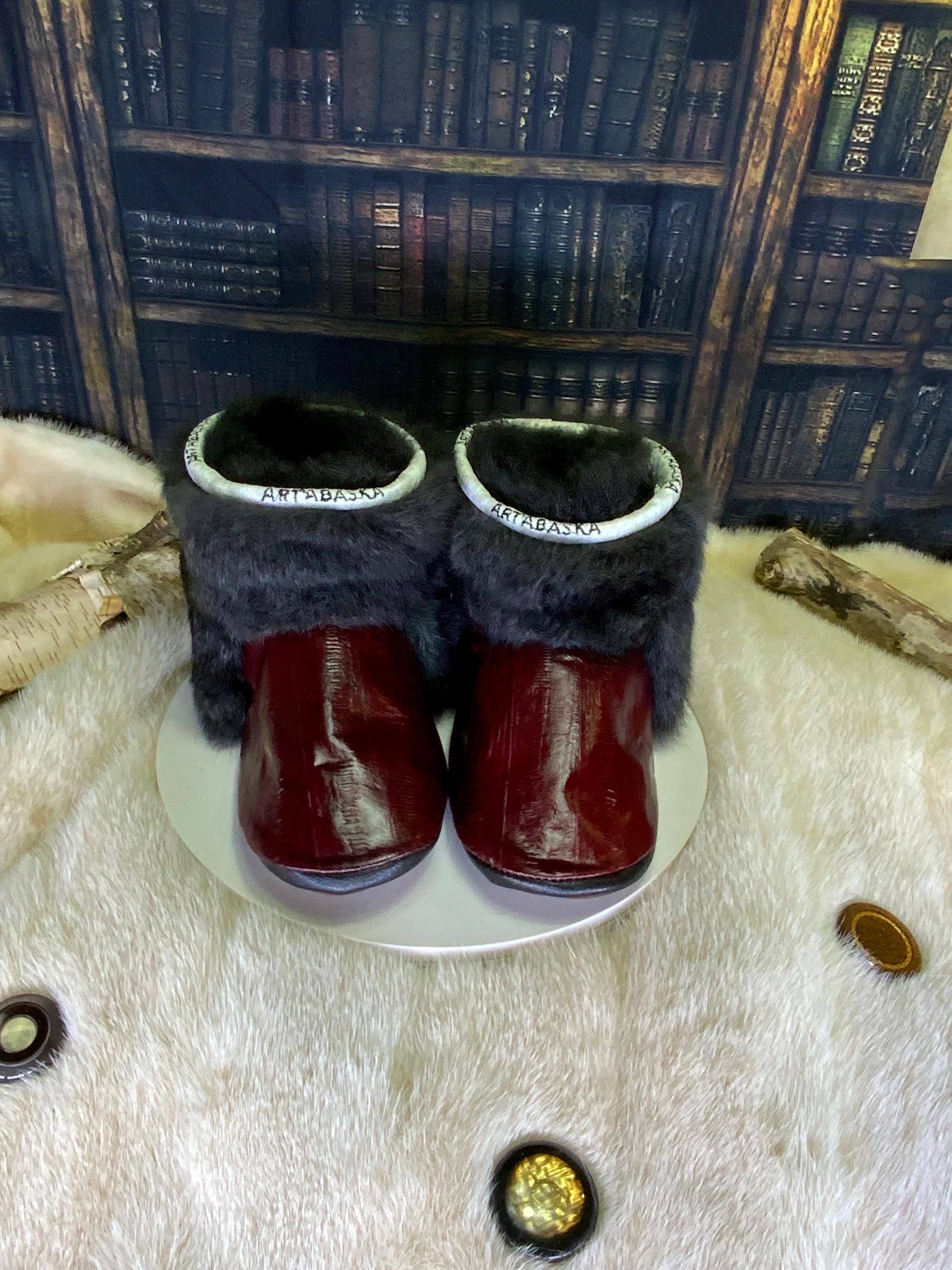 Mocassins d’intérieur Ernestine pointure 8 femme cuir italien bourgogne opossum recyclé fait à la main Québec pantoufles luxe