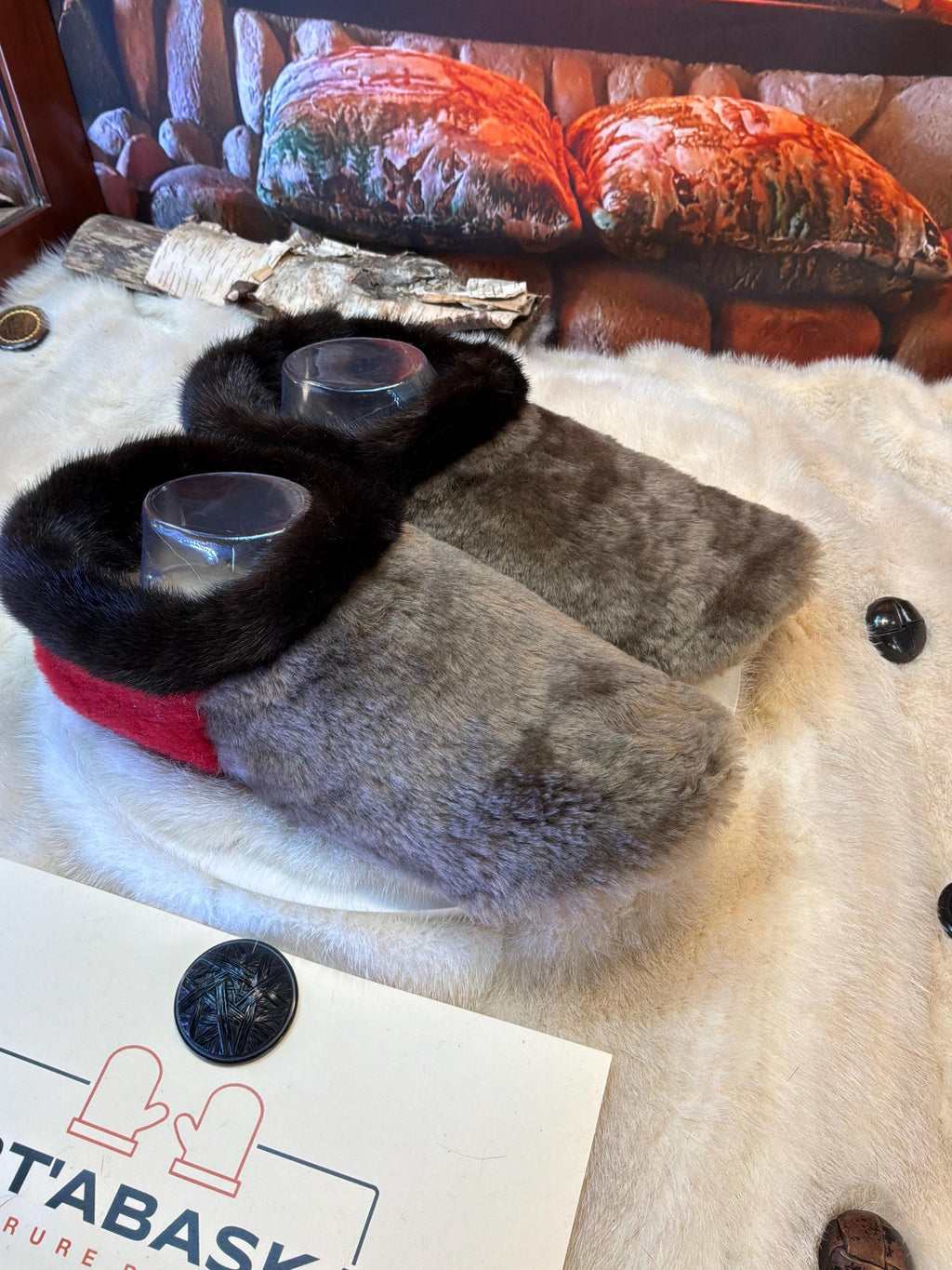 Slipper Luce pointure 9 Homme / 11 Femme– Sherling italien & cuir recyclé, pièce unique faite à la main au Québec