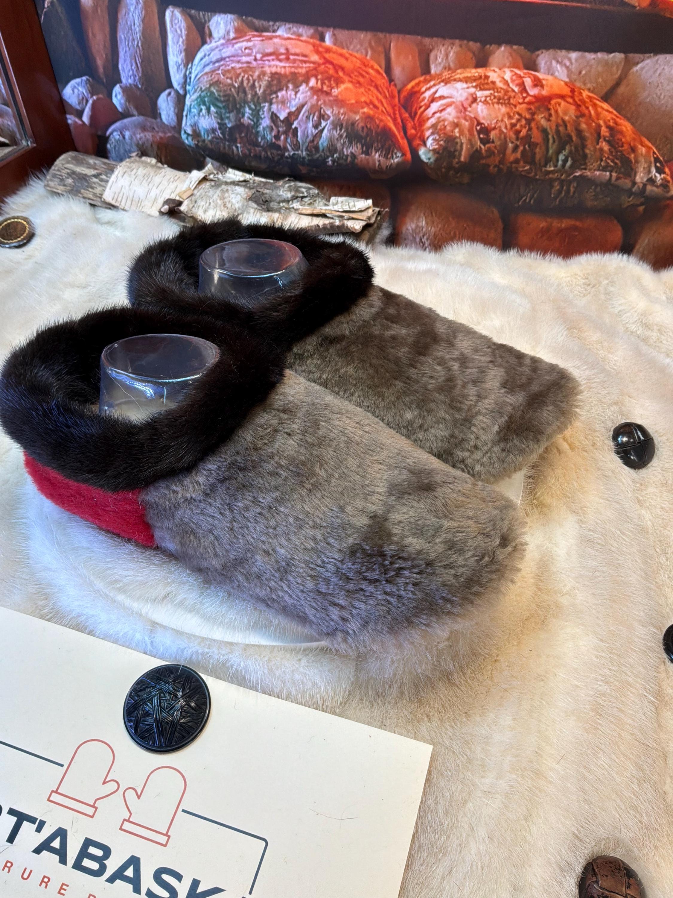 Slipper Luce pointure 9 Homme / 11 Femme– Sherling italien & cuir recyclé, pièce unique faite à la main au Québec