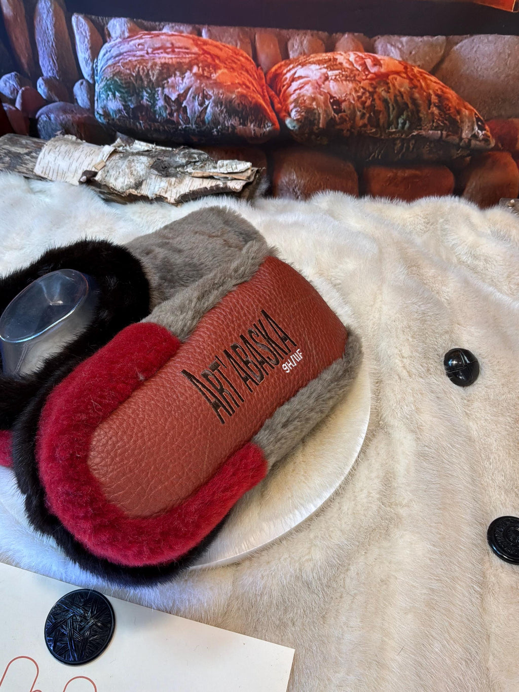 Slipper Luce pointure 9 Homme / 11 Femme– Sherling italien & cuir recyclé, pièce unique faite à la main au Québec