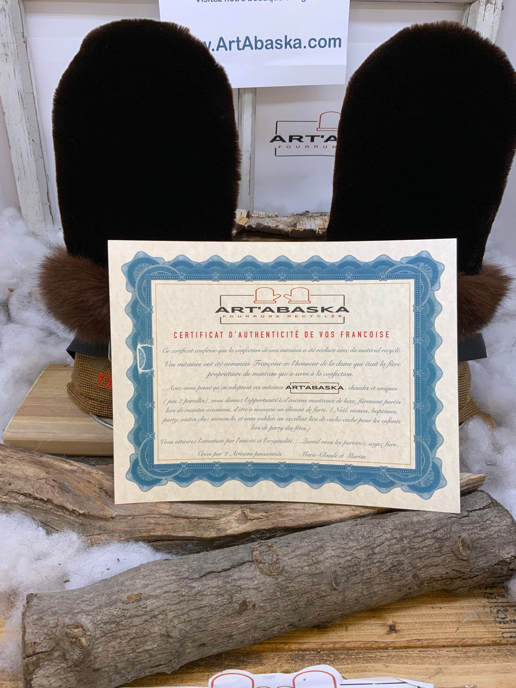 Mitaines Françoise Large castor rasé mouton rasé renard teint brun cuir brun imprimé recyclé fait main Québec pièce unique artisanale