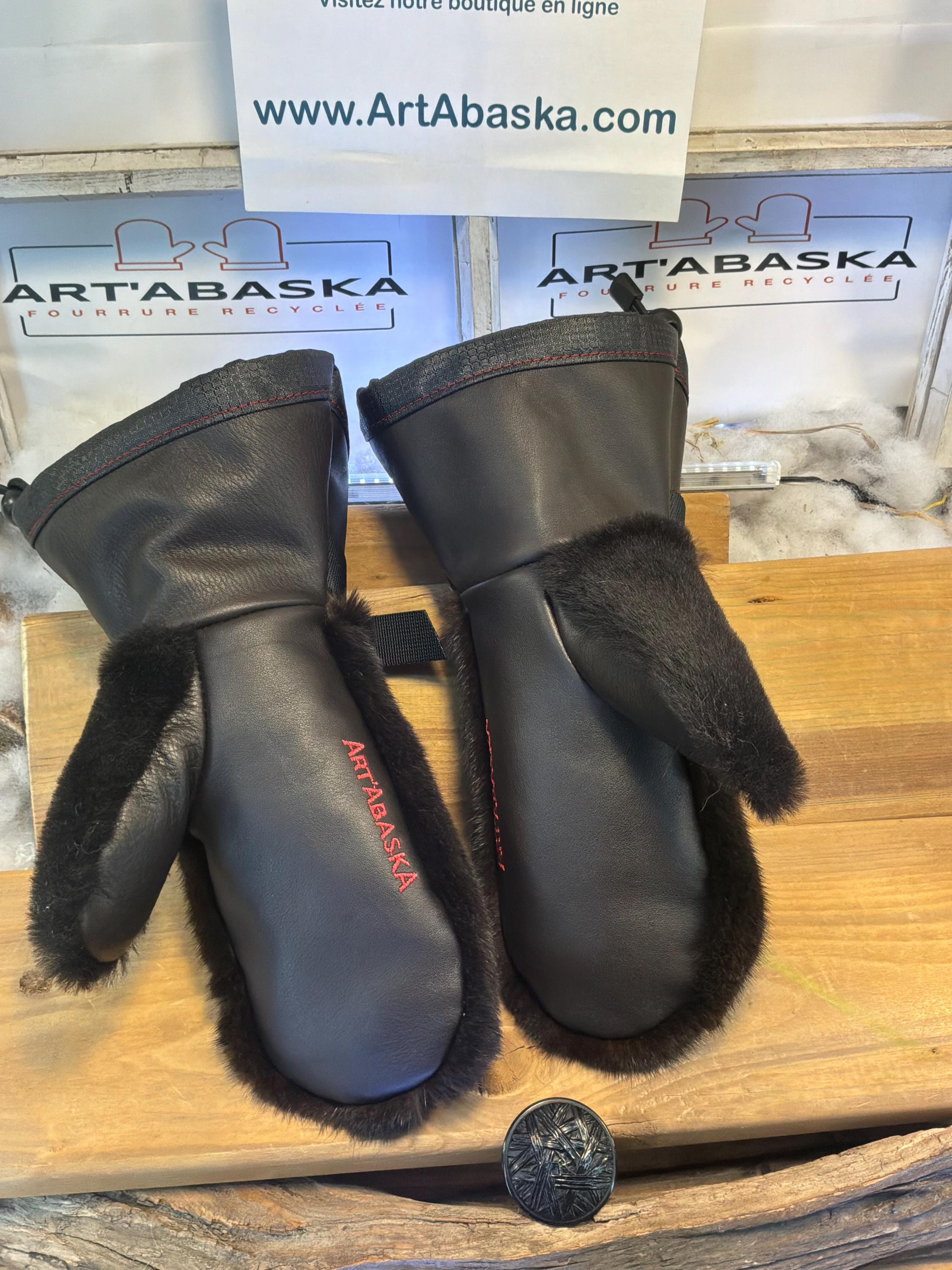 Mitaines Alice Small vison recycle brun mouton rase cuir italien noir faites a la main Quebec modèle classique intemporel