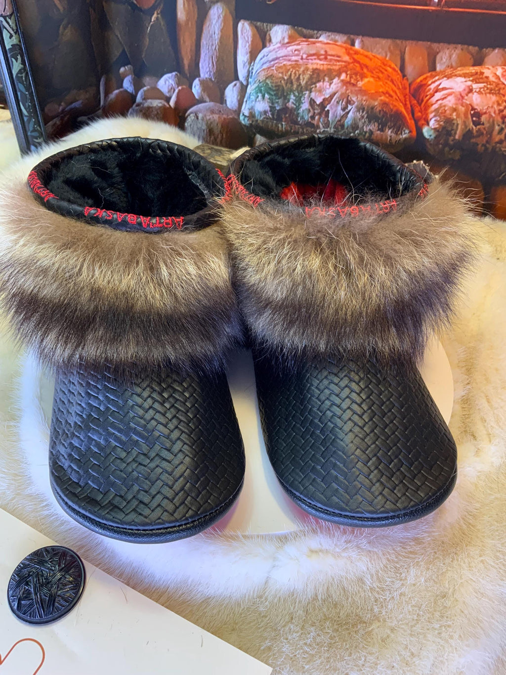 Mocassins d’interieur homme 10 Les Rosalie - cuir italien chevron & fourrures recyclees raton vison - semelle rouge - fait main Quebec