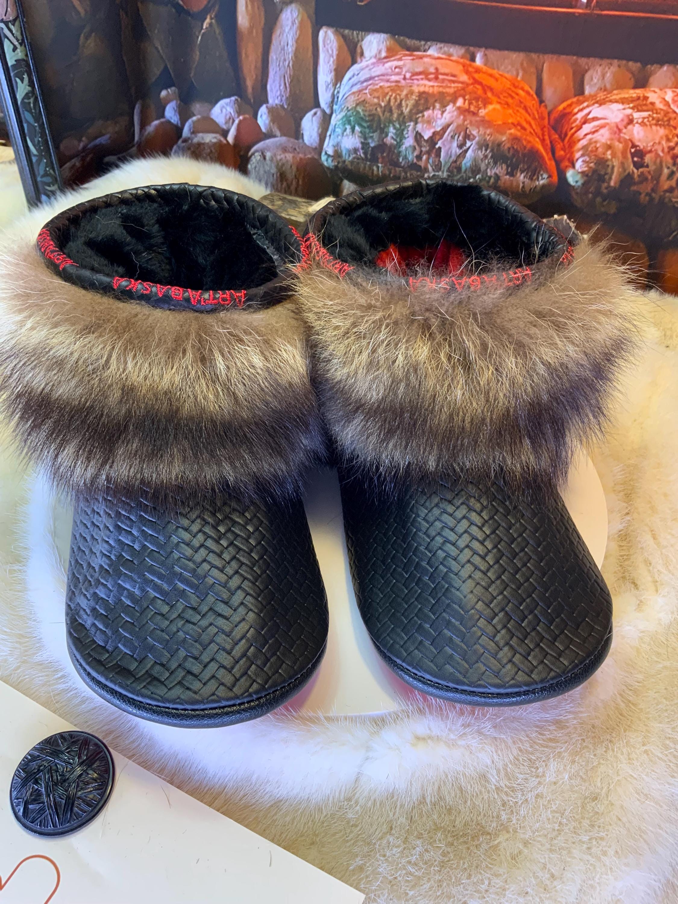 Mocassins d’interieur homme 10 Les Rosalie - cuir italien chevron & fourrures recyclees raton vison - semelle rouge - fait main Quebec