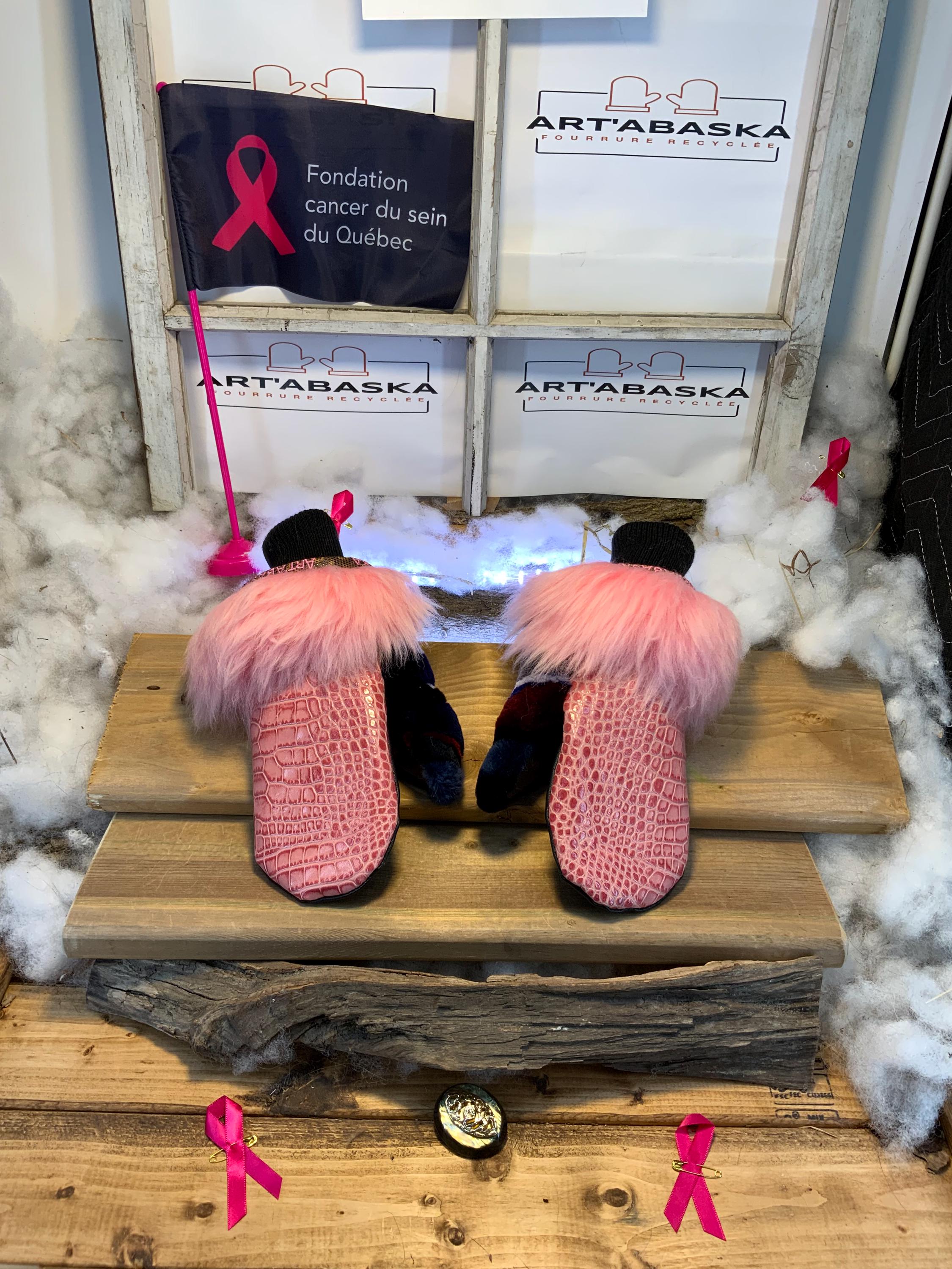 Mitaines de ville Berthe faites à la main au Québec en fourrure recyclée patchwork avec cuir texturé rose grandeur Large