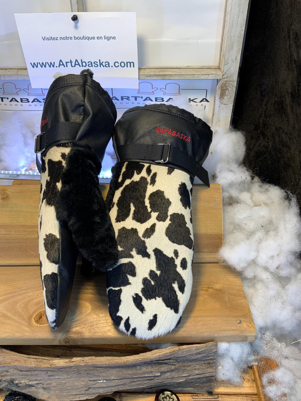 Mitaines hiver peau de vache & cuir italien noir | Mitaines fourrure recyclée mouton rasé | Fait à la main Québec | Modèle Carmen X-Large