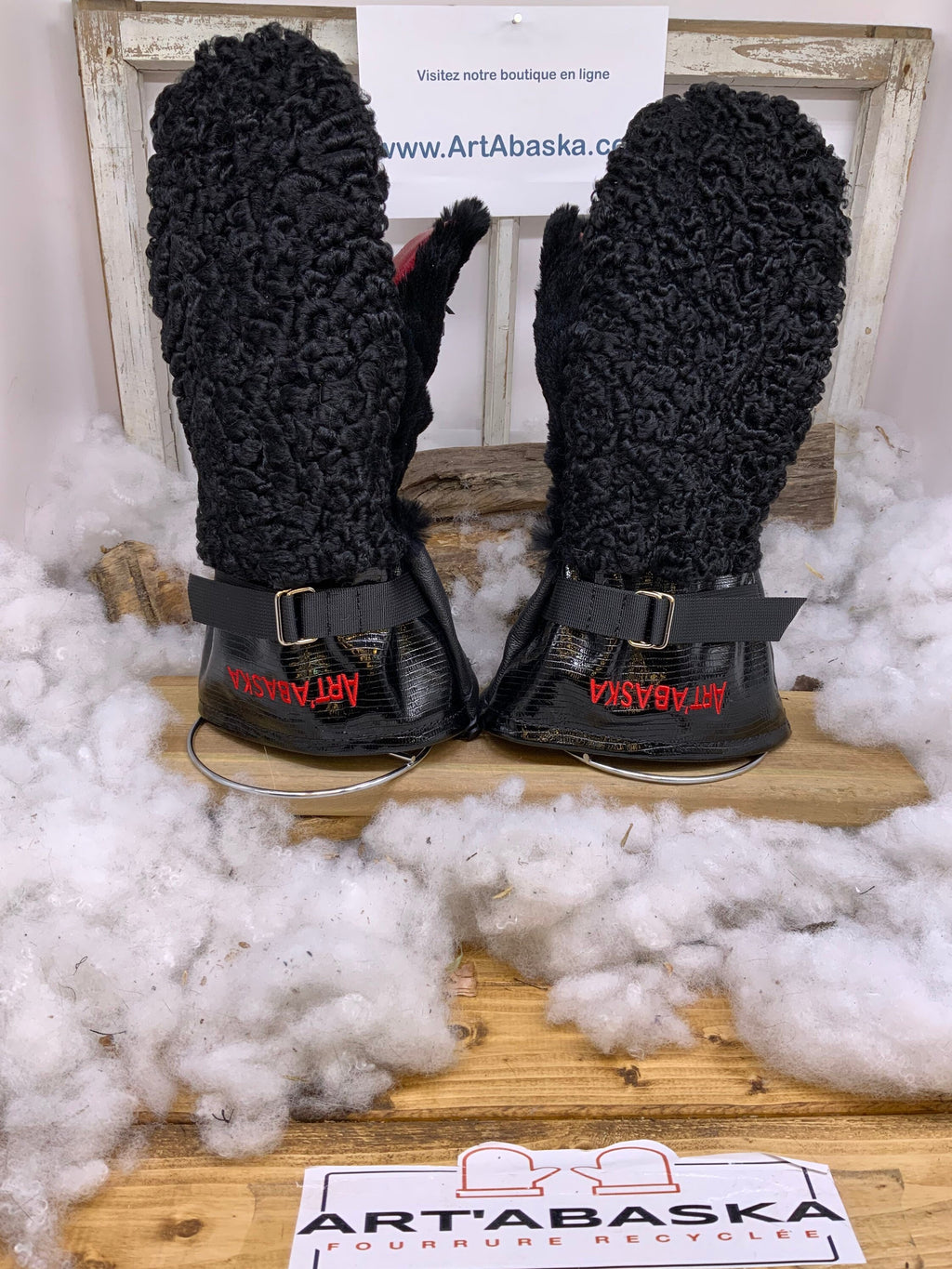 Mitaines XL Maria – Mouton de Perse & lapin noir, cuir recyclé noir/rouge, intérieur amovible feutre polar, fait à la main Québec