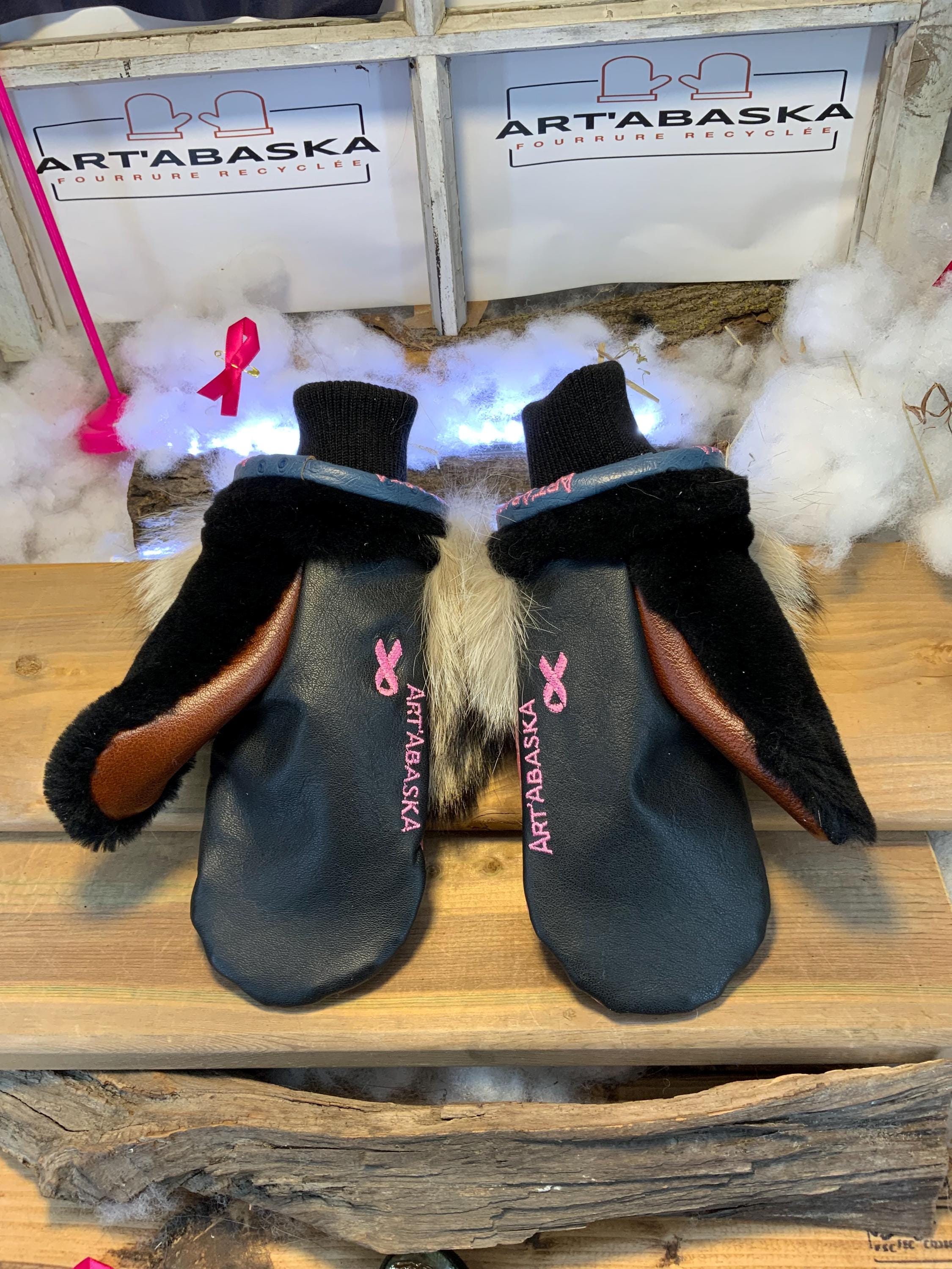 Mitaines de ville Alma faites à la main au Québec en fourrure recyclée avec cuir texturé rose grandeur Large