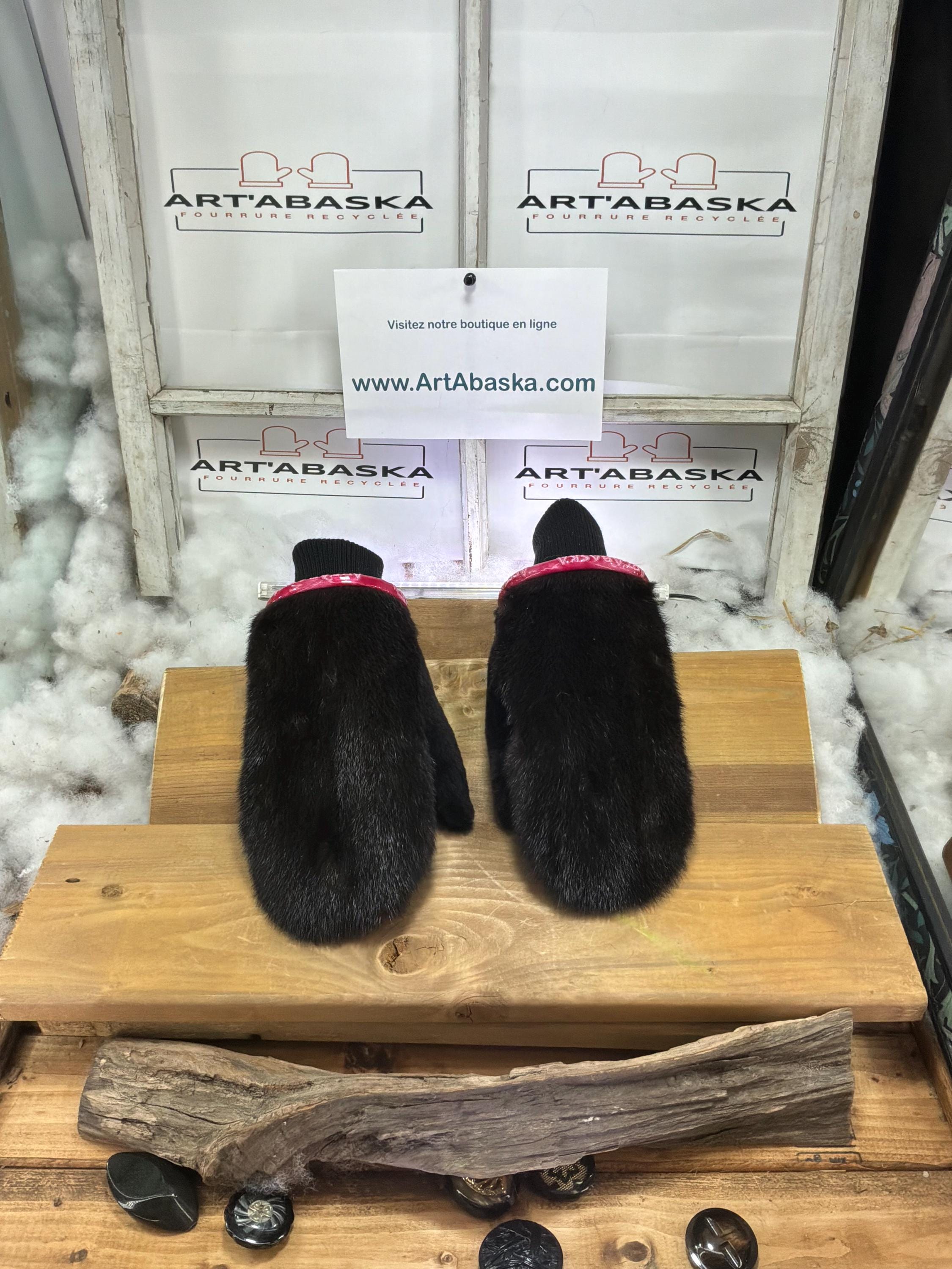 Mitaines de ville Medium Thérèse en fourrure recyclée – Faites à la main au Québec – Légères, élégantes, confort urbain – ArtAbaska