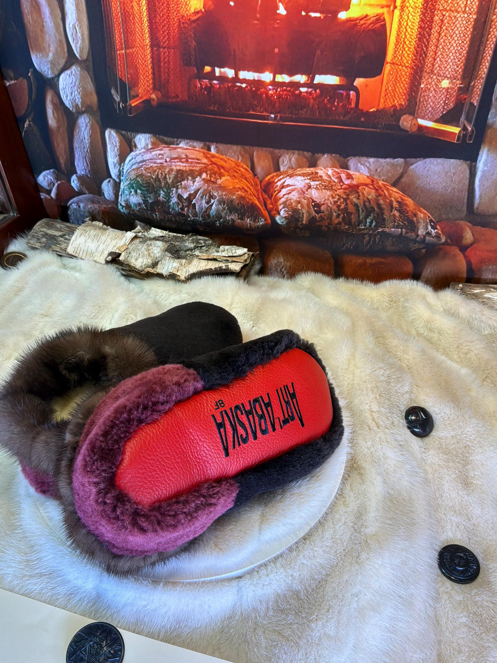 Slipper Joséphine pointure 8 femme – Sherling italien & cuir recyclé, pièce unique faite à la main au Québec