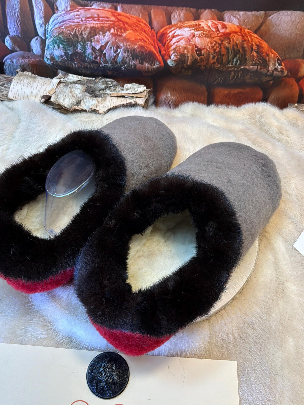 Slipper Léa pointure 11 Homme – Sherling italien & cuir recyclé, pièce unique faite à la main au Québec