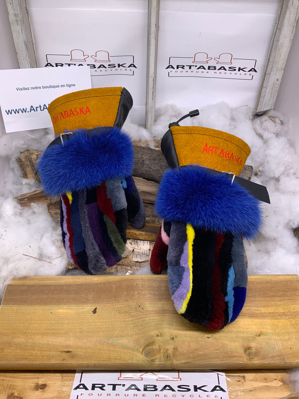 Mitaines Gilberte Medium – Édition spéciale patchwork & fourrures recyclées, pièce unique faite à la main au Québec