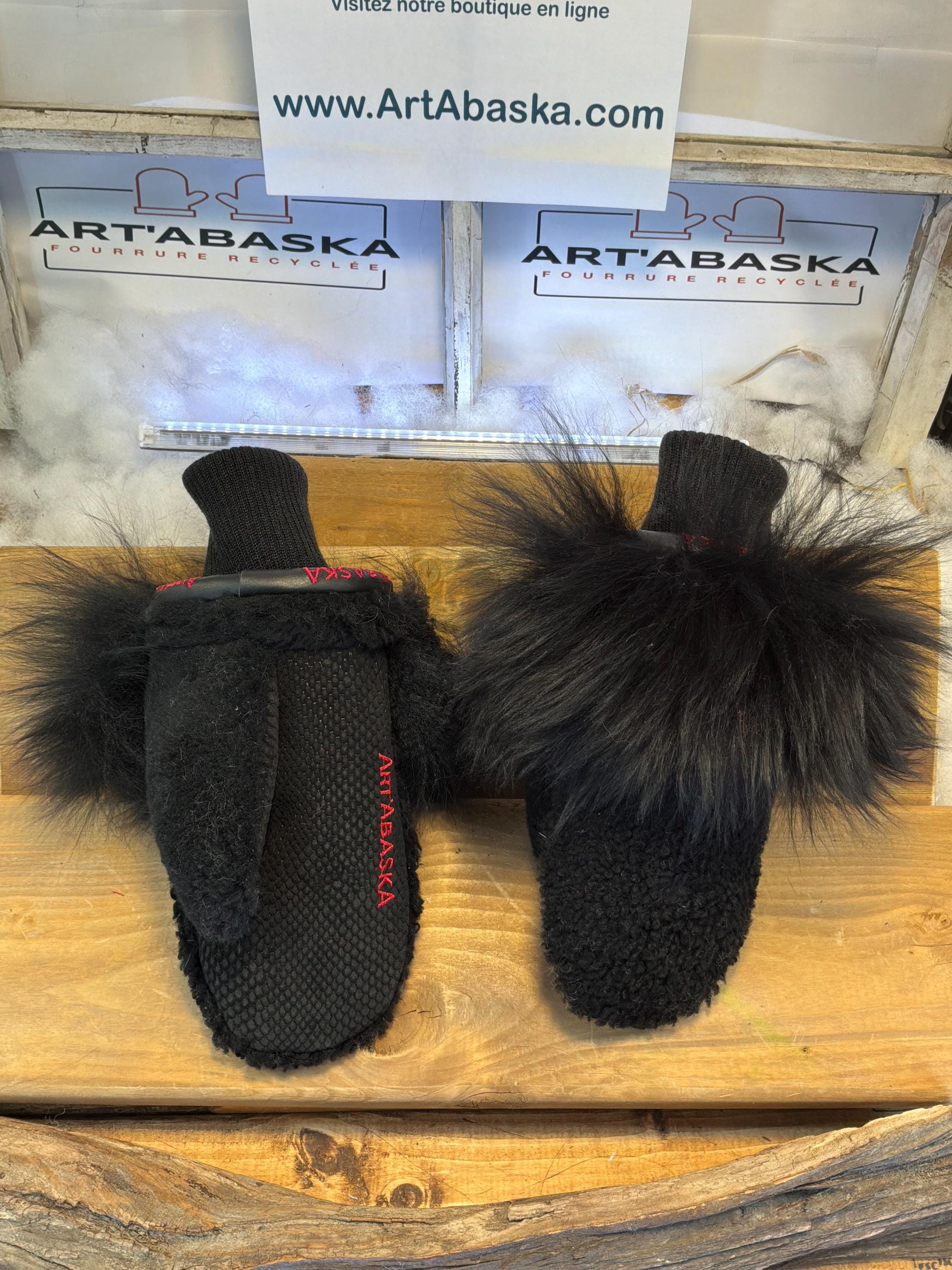 Mitaines de ville Small Antoinette en fourrure recyclée – Faites à la main au Québec – Légères, élégantes, confort urbain La panthère noire