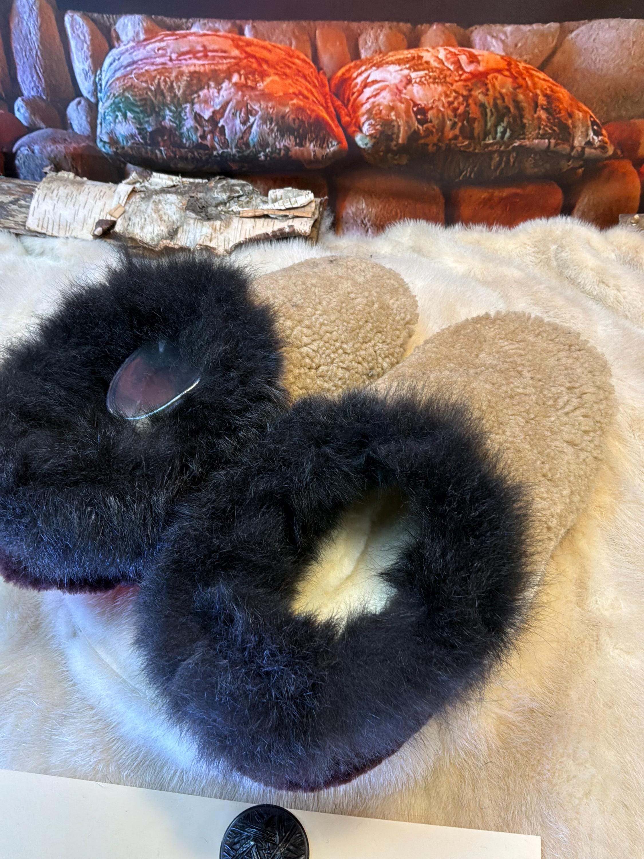 Slipper Rosalie pointure 12 Homme – Sherling italien & cuir recyclé, pièce unique faite à la main au Québec