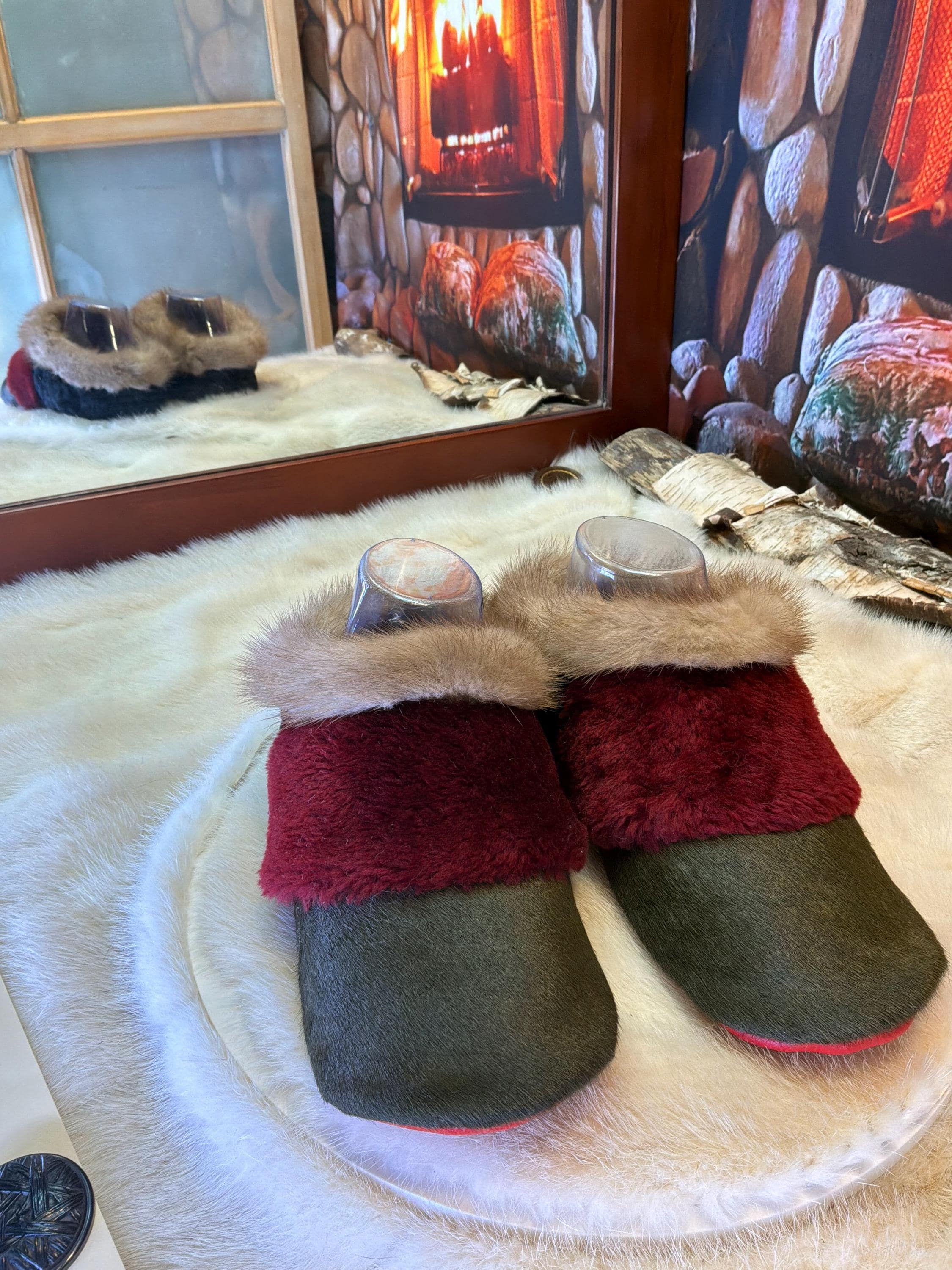 Slipper Eugénie pointure 7 femme – Sherling italien & cuir recyclé, pièce unique faite à la main au Québec