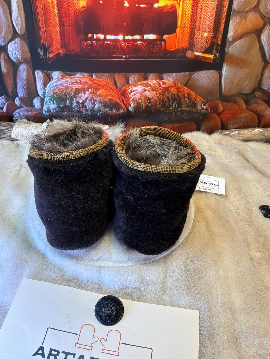 Mocassins d’intérieur homme Yolande pointure 11 cuir italien serpent brun coyote recyclé mouton café fait à la main Québec