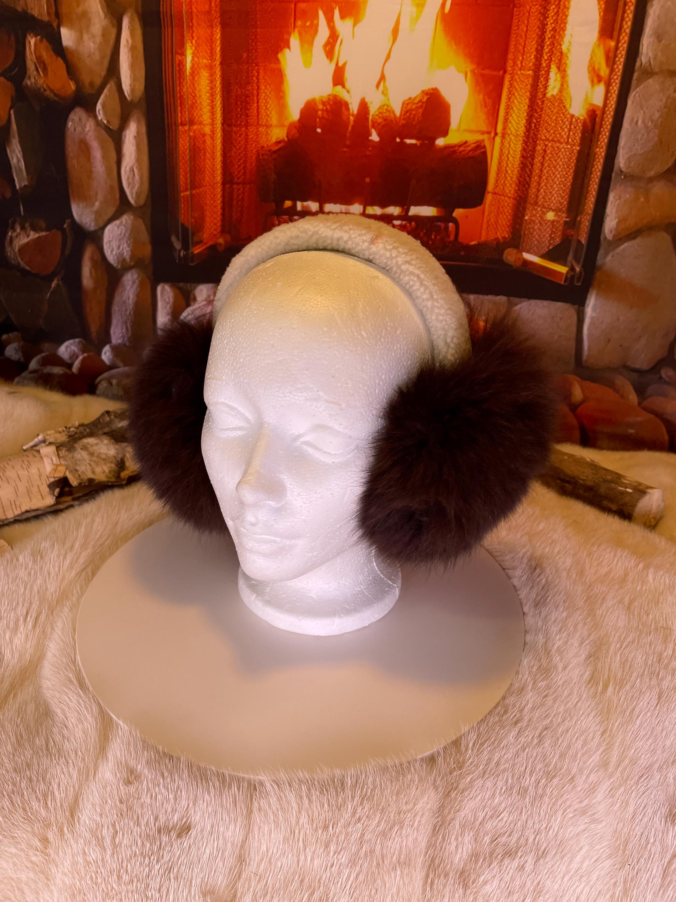 Cache-Oreilles tout en fourrure recyclée édition Renard Brun naturel recyclé et mouton rasé sur la tête  Les Josette 2