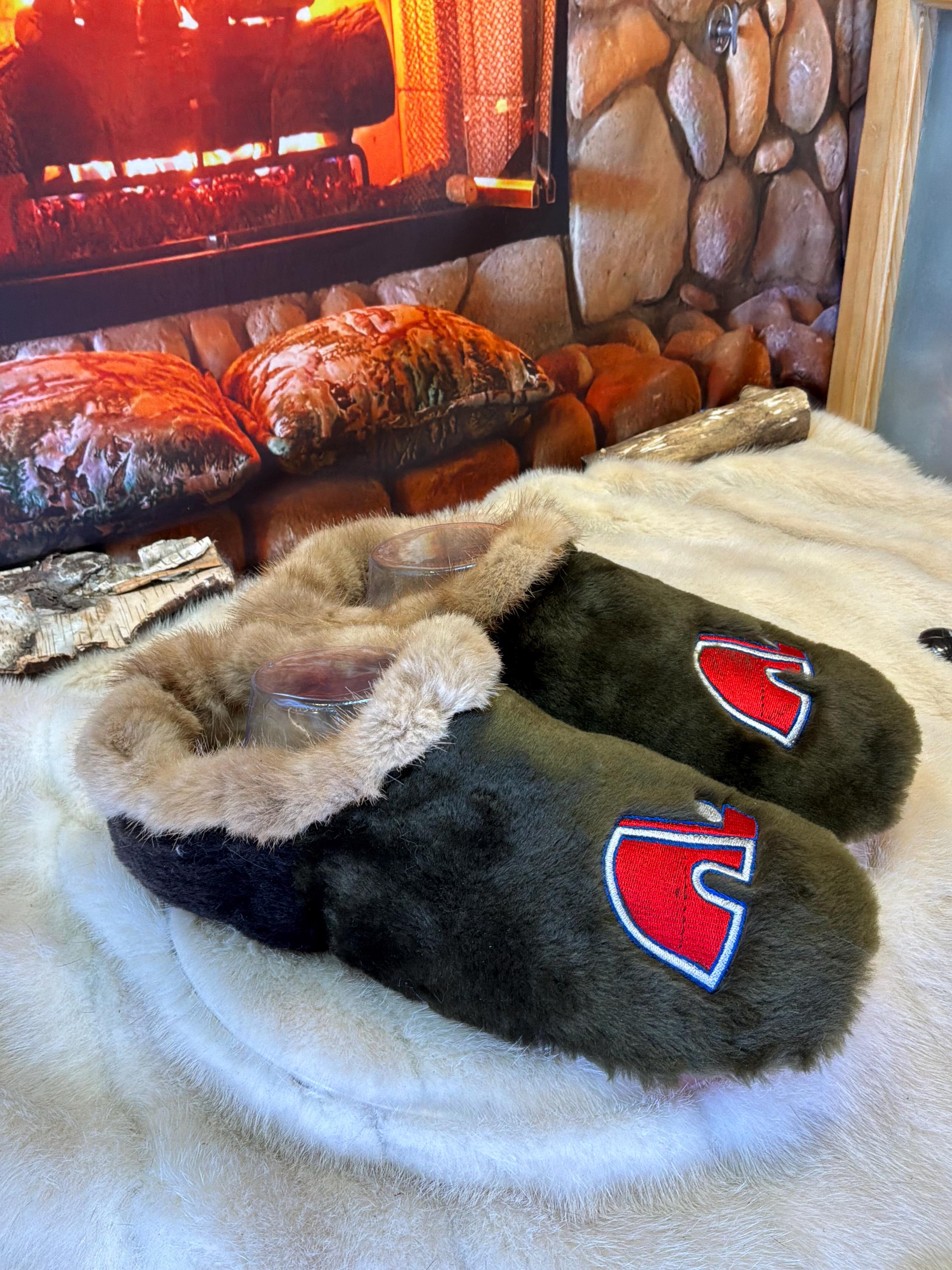 Slipper  Jeanne pointure 11 Homme Edition Nordiques – Sherling italien & cuir recyclé, pièce unique faite à la main au Québec