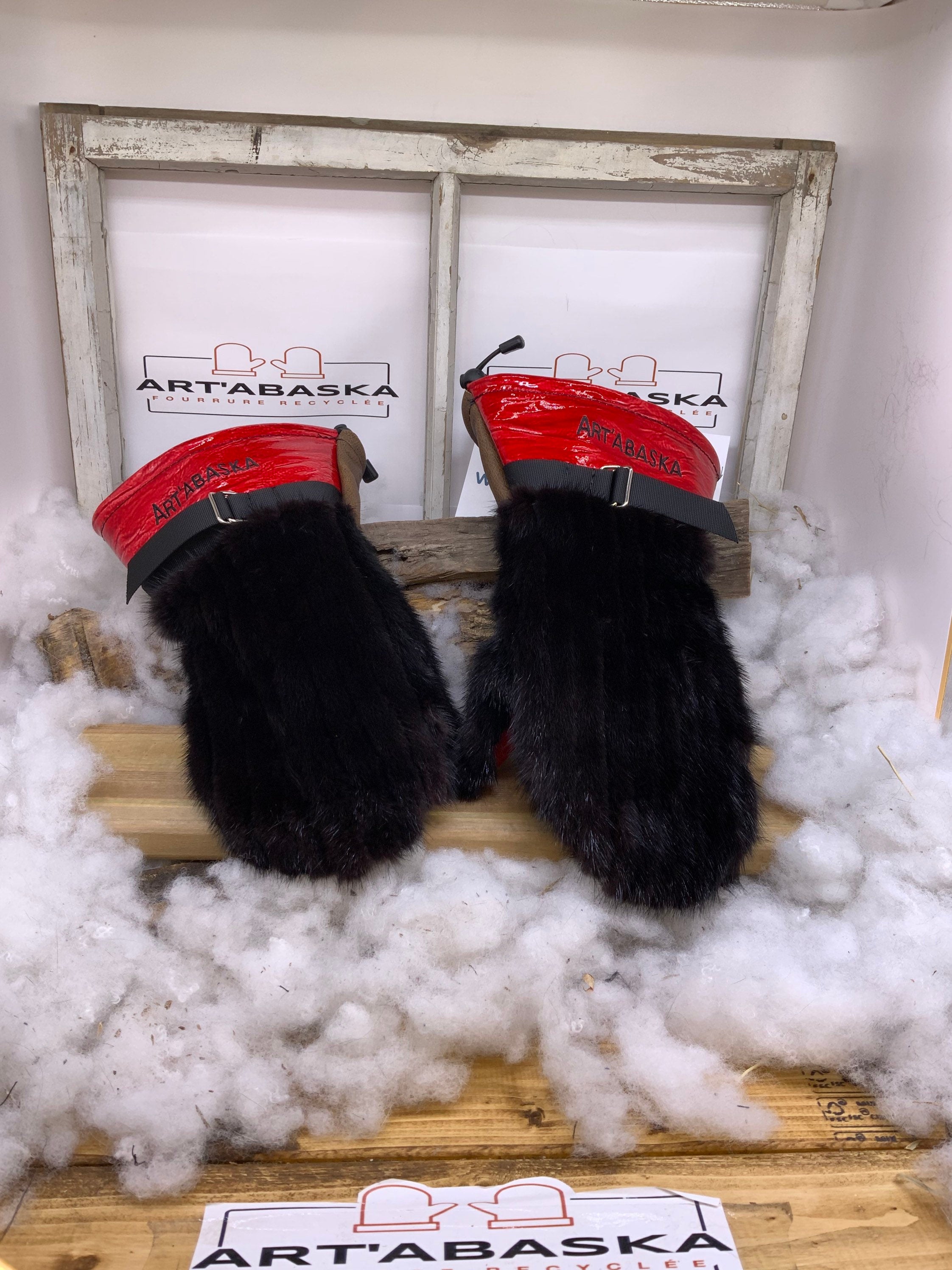 Mitaines XL Mauricette – Vison brun & cuir recyclé rouge antique, intérieur amovible feutre polar, fait à la main, Québec