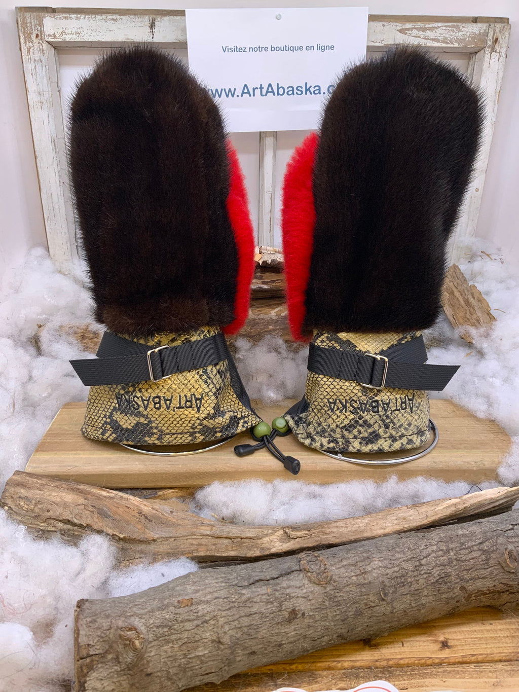 Mitaines Marie-Louise vison brun et mouton rouge recyclés cuir imprimé lézard fait à la main Large 9h55 Québec artisanal unique