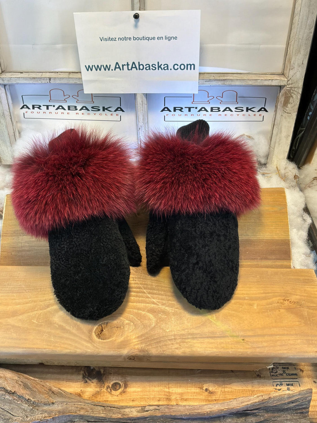 Mitaines de ville Medium Catherine en fourrure recyclée – Faites à la main au Québec – Légères, élégantes, confort urbain – ArtAbaska