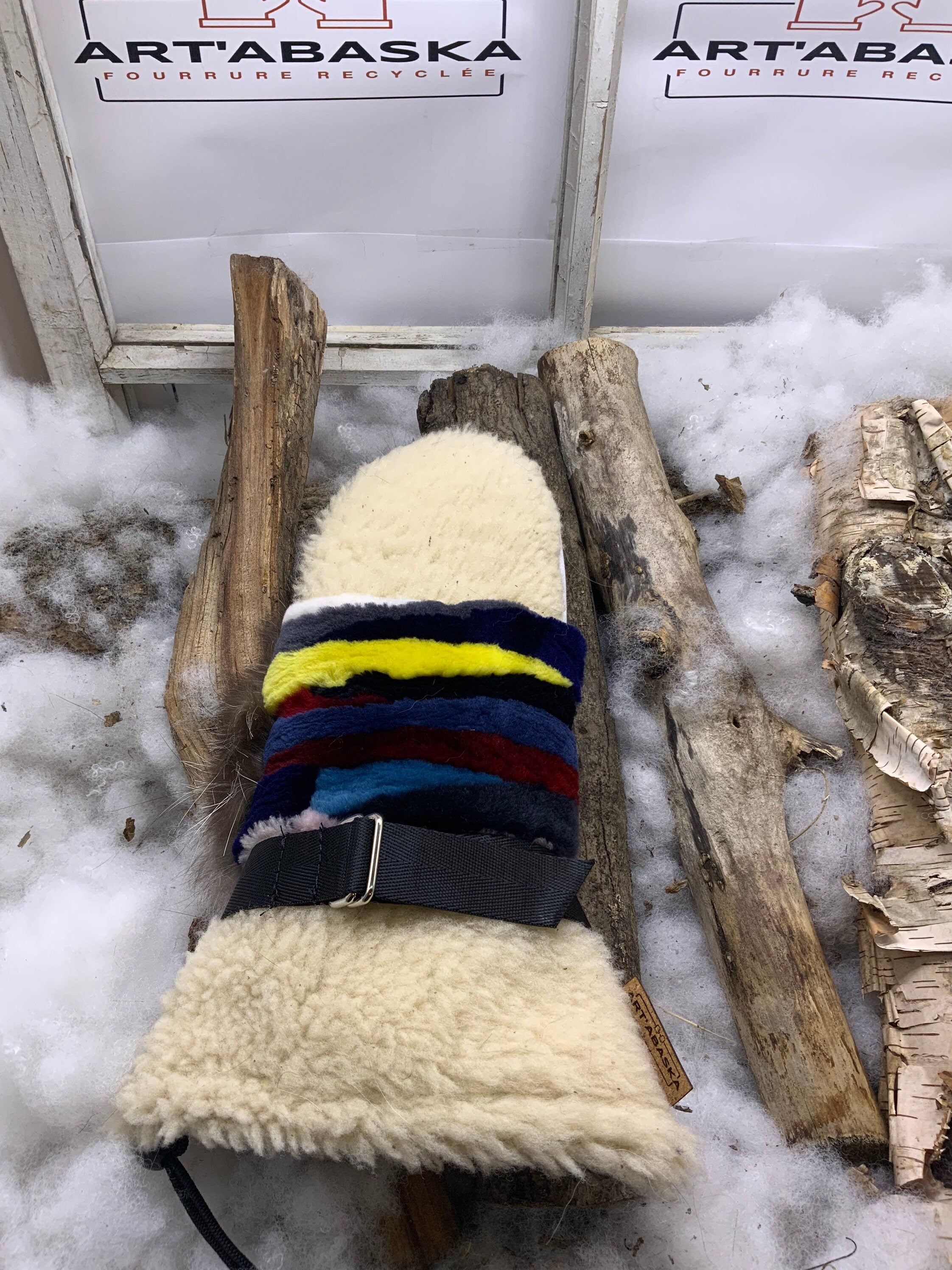 Mitaines Alphonsine Small – Édition limitée, fourrures recyclées renard et mouton, intérieur en fourrure, fait à la main Québec