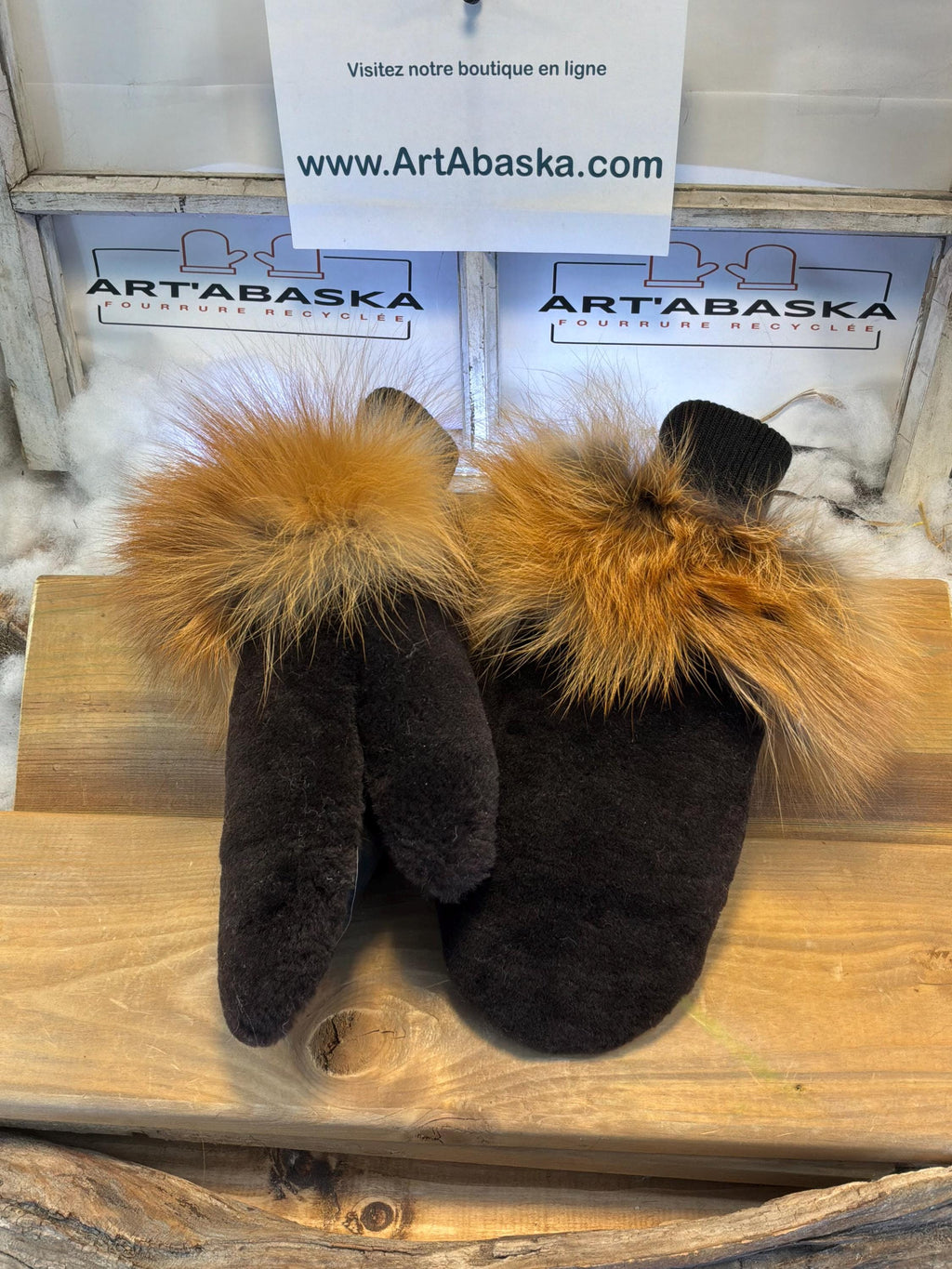 Mitaines de ville Aline Medium  en fourrure recyclée – Faites à la main au Québec – Légères, élégantes, confort urbain – ArtAbaska
