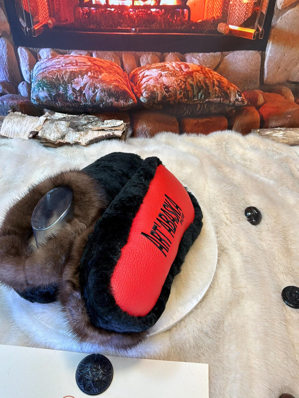 Slipper Clara pointure 9 Homme / 11 femme– Sherling italien & cuir recyclé, pièce unique faite à la main au Québec