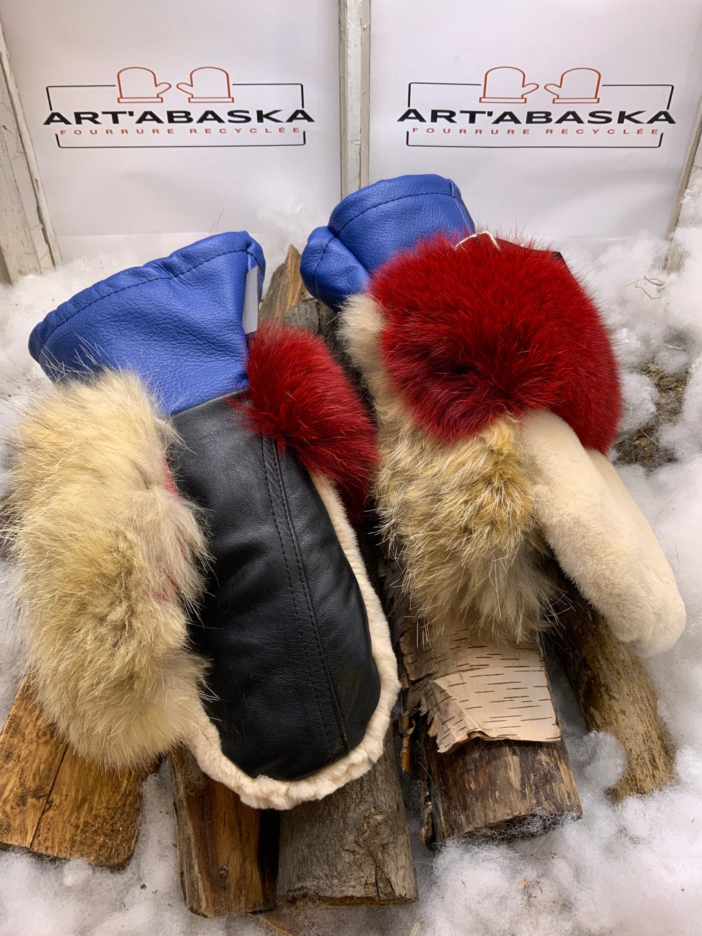 Mitaines Louise Small – Renard rouge, coyote, vison crème et cuir recyclé, 9h50 de confection, fait à la main Québec