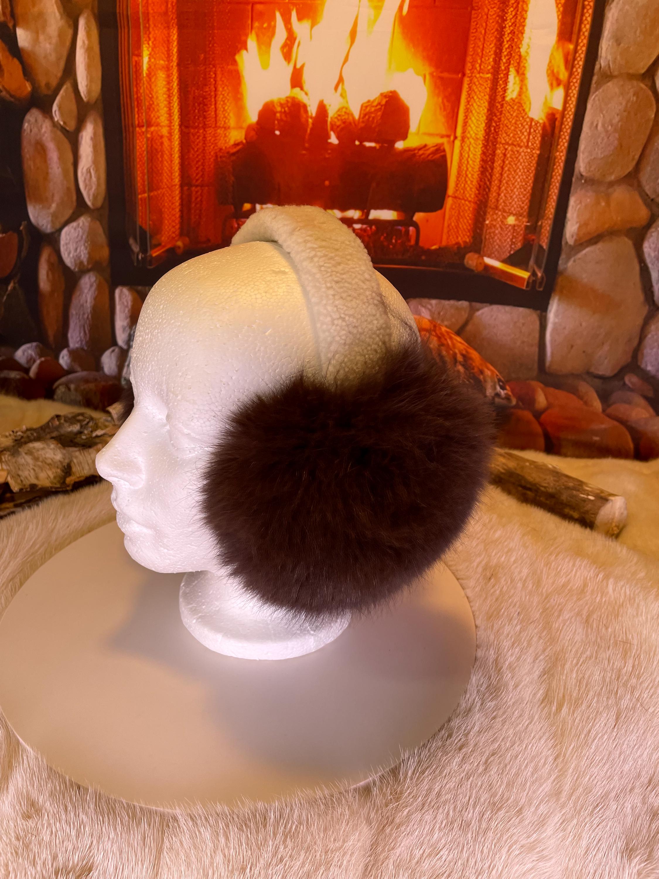 Cache-Oreilles tout en fourrure recyclée édition Renard Brun naturel recyclé et mouton rasé sur la tête  Les Josette 2