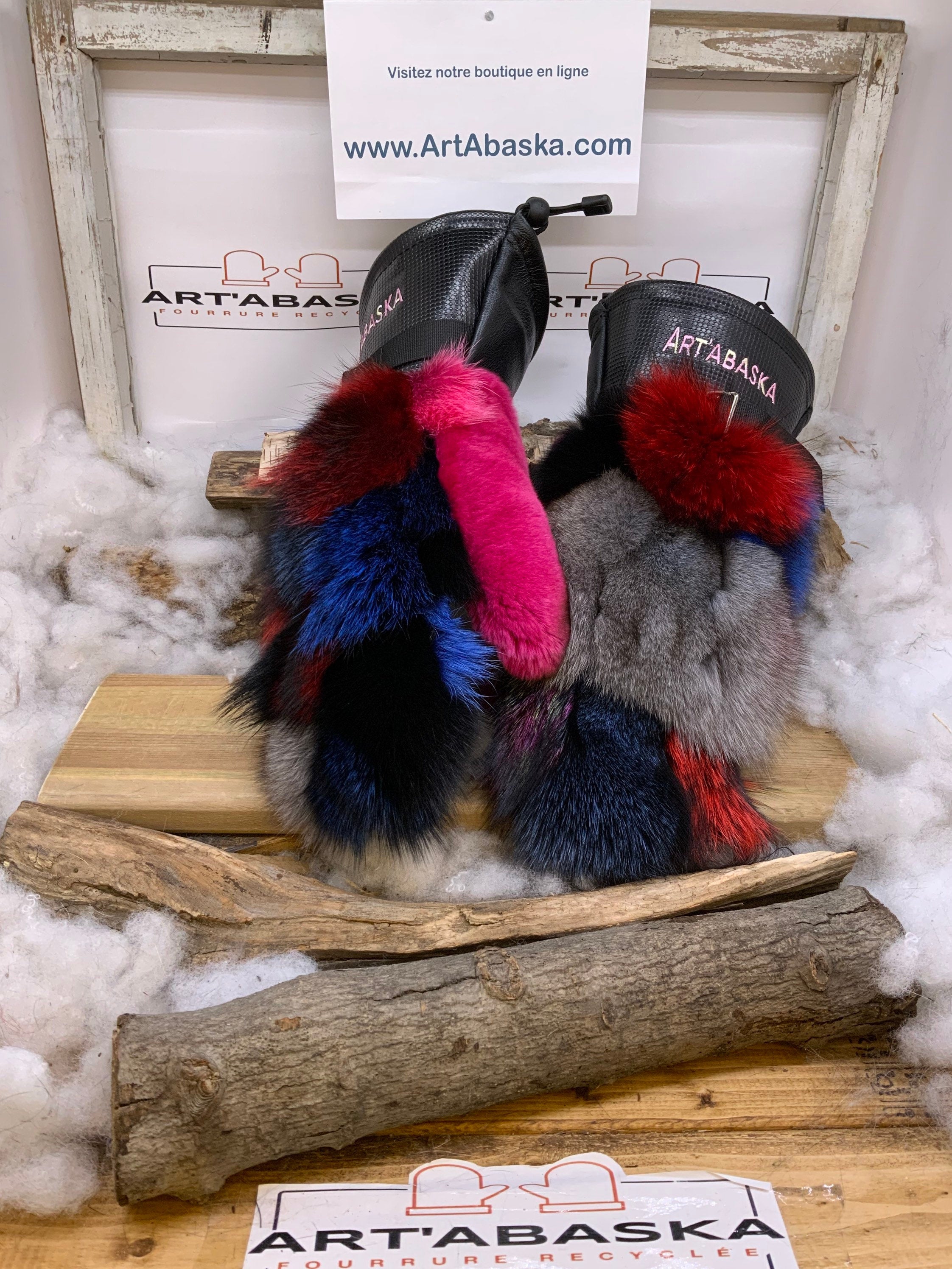 Mitaines Odette Large édition patchwork renard teint et lapin rose cuir noir embossé recyclé fait main Québec pièce unique