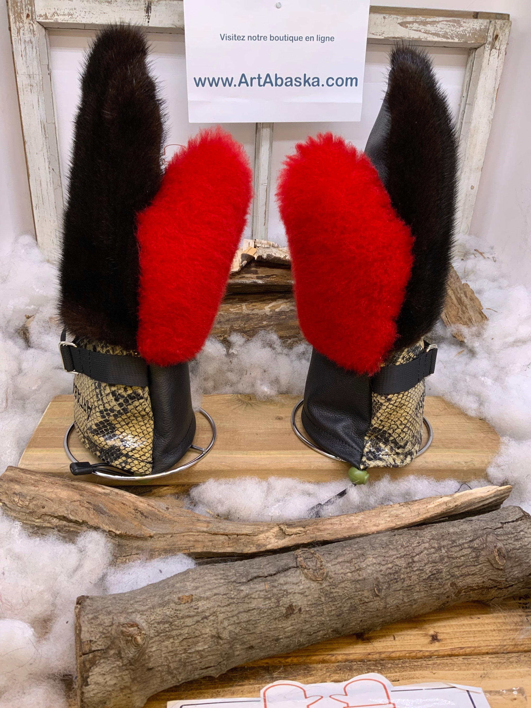 Mitaines Marie-Louise vison brun et mouton rouge recyclés cuir imprimé lézard fait à la main Large 9h55 Québec artisanal unique