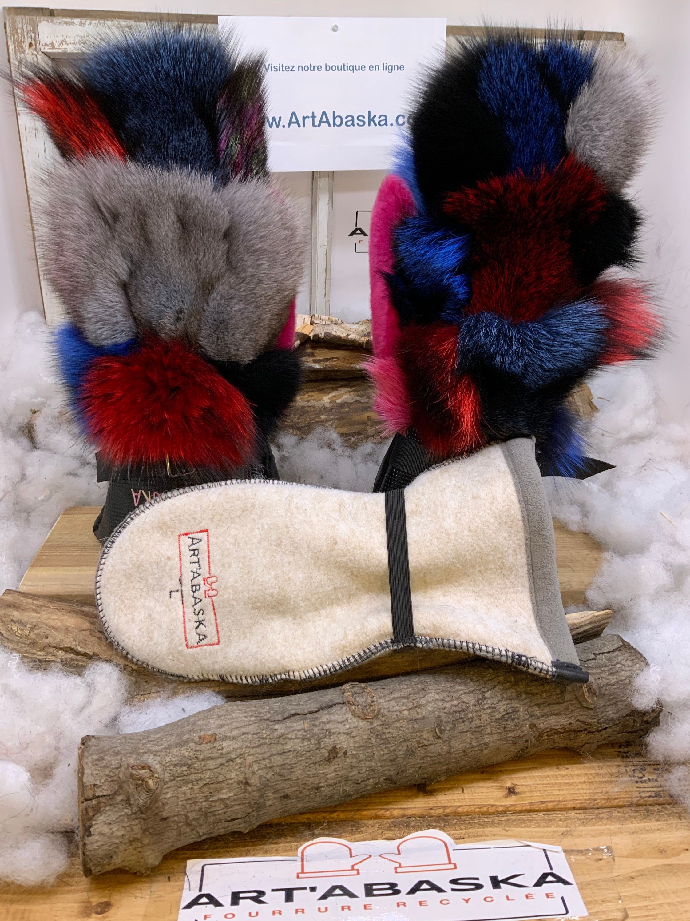 Mitaines Odette Large édition patchwork renard teint et lapin rose cuir noir embossé recyclé fait main Québec pièce unique